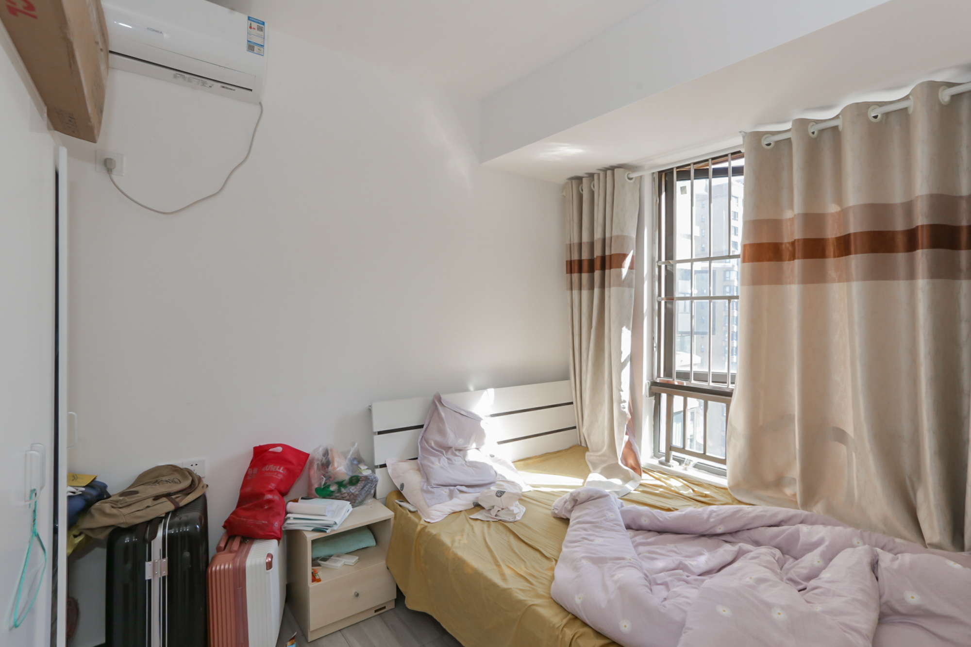 中一九骏（枫桥苑）  3室2厅1卫    95.0万卧室