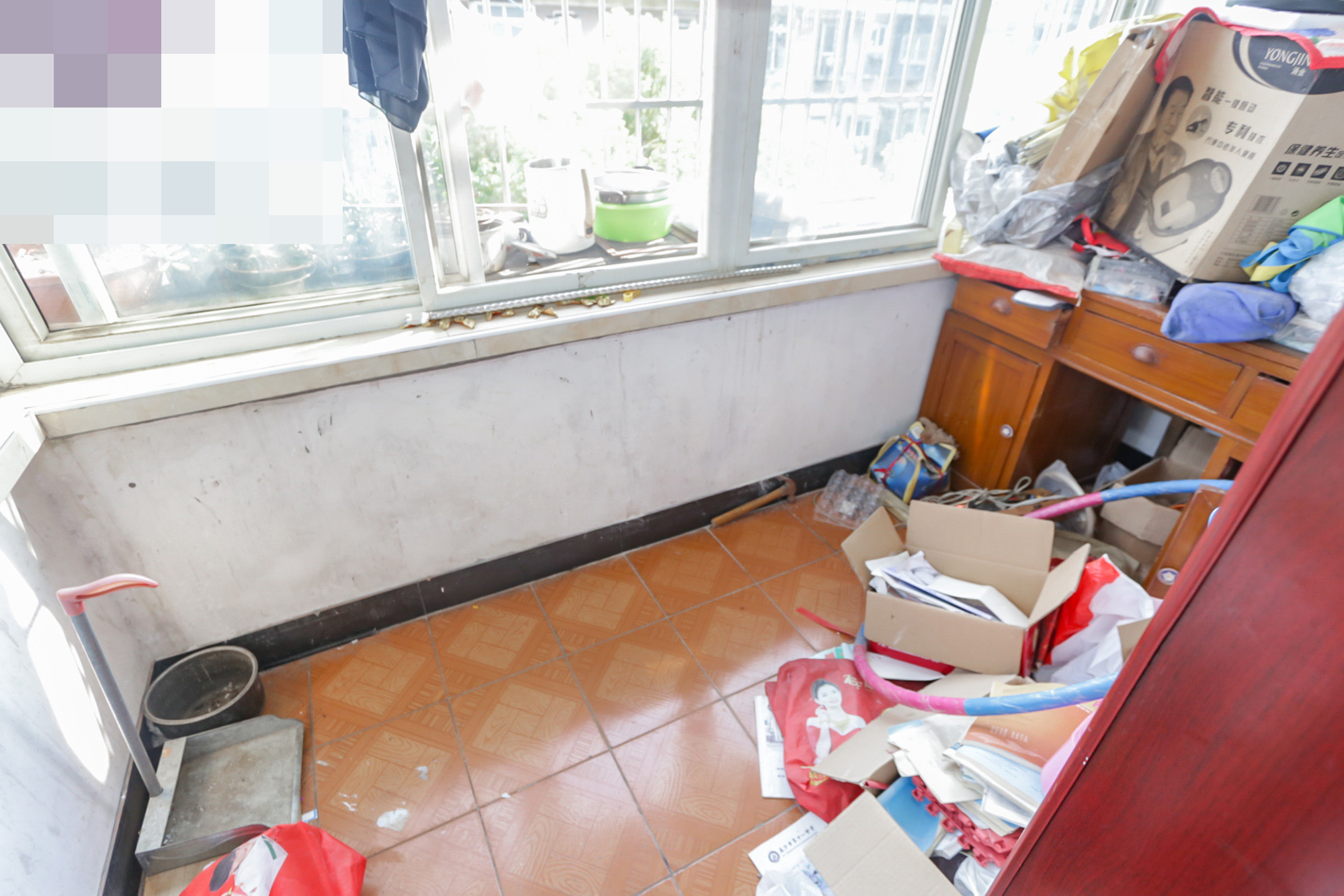 省少管所单位房  3室2厅1卫   33.90万阳台