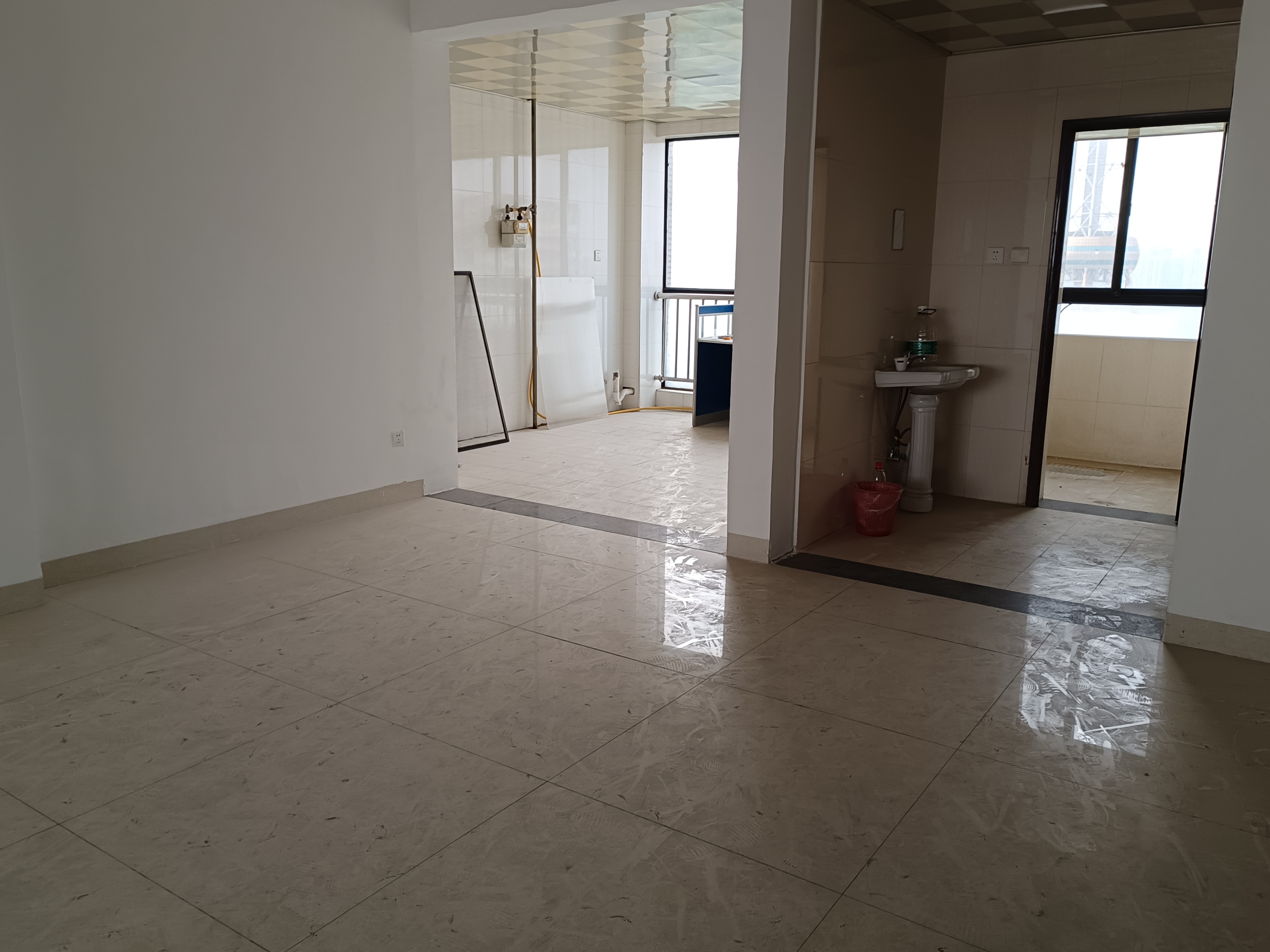 天台玉苑  3室2厅2卫    45.0万 天台玉苑  3室2厅2卫    45.0万室内图