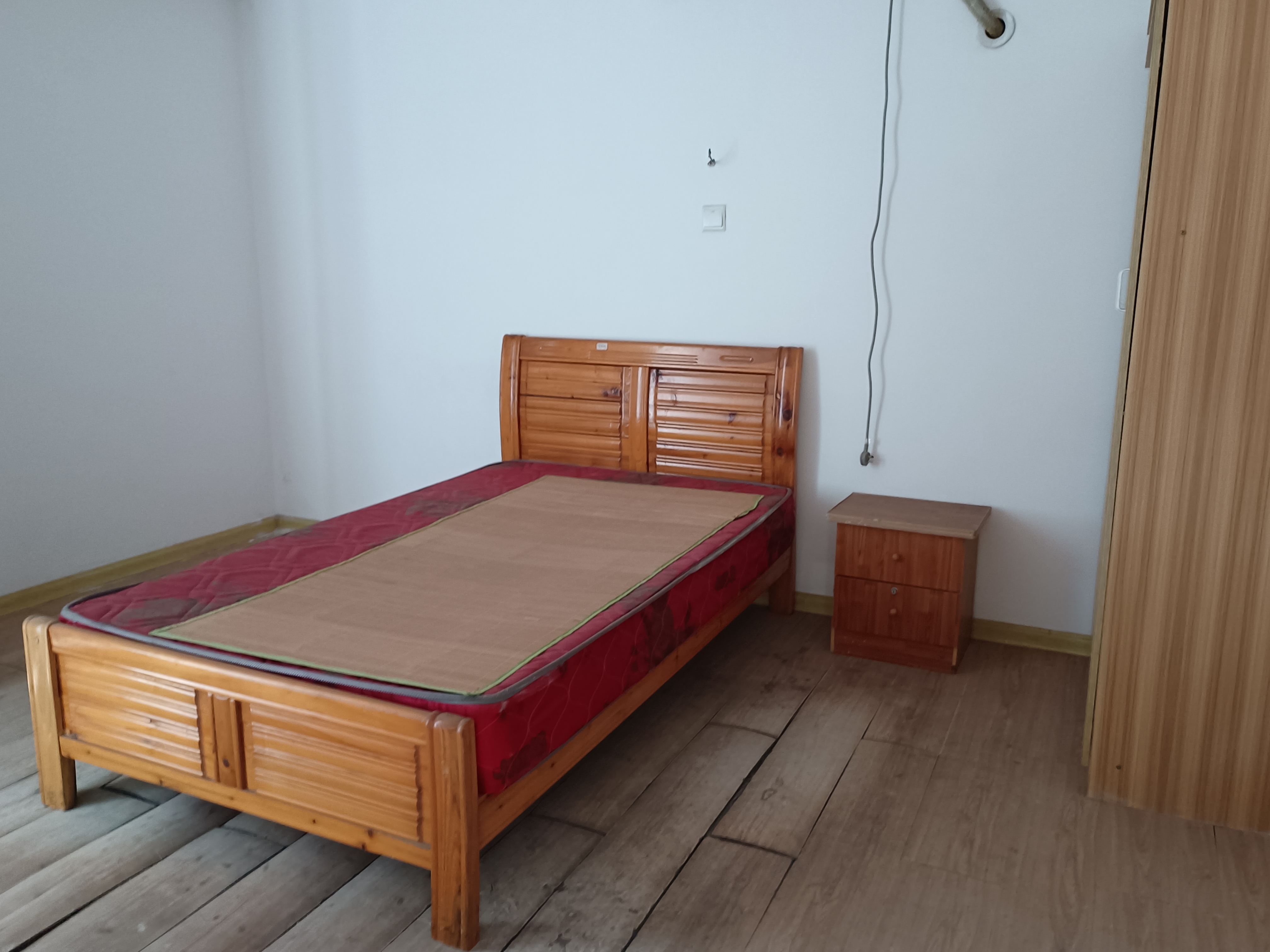 天台玉苑  3室2厅2卫    45.0万 天台玉苑  3室2厅2卫    45.0万室内图