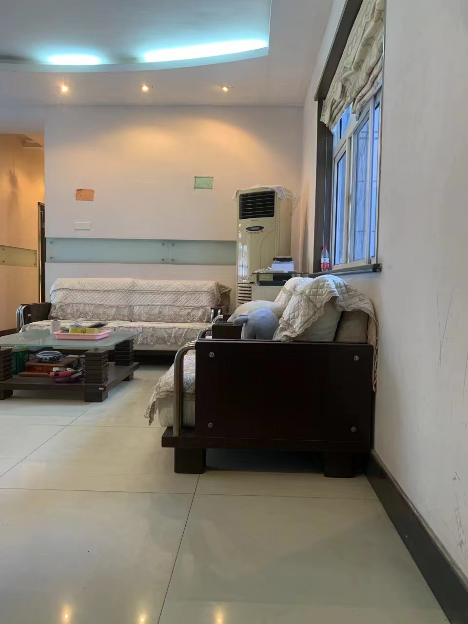 华湘苑 4室2厅2卫 32.8万 华湘苑 4室2厅2卫 32.8万室内图