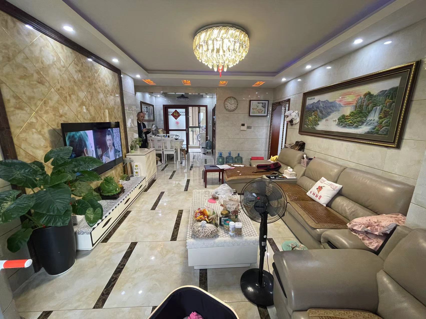 中建御山和苑 3室2厅2卫 68.8万 中建御山和苑 3室2厅2卫 68.8万室内图