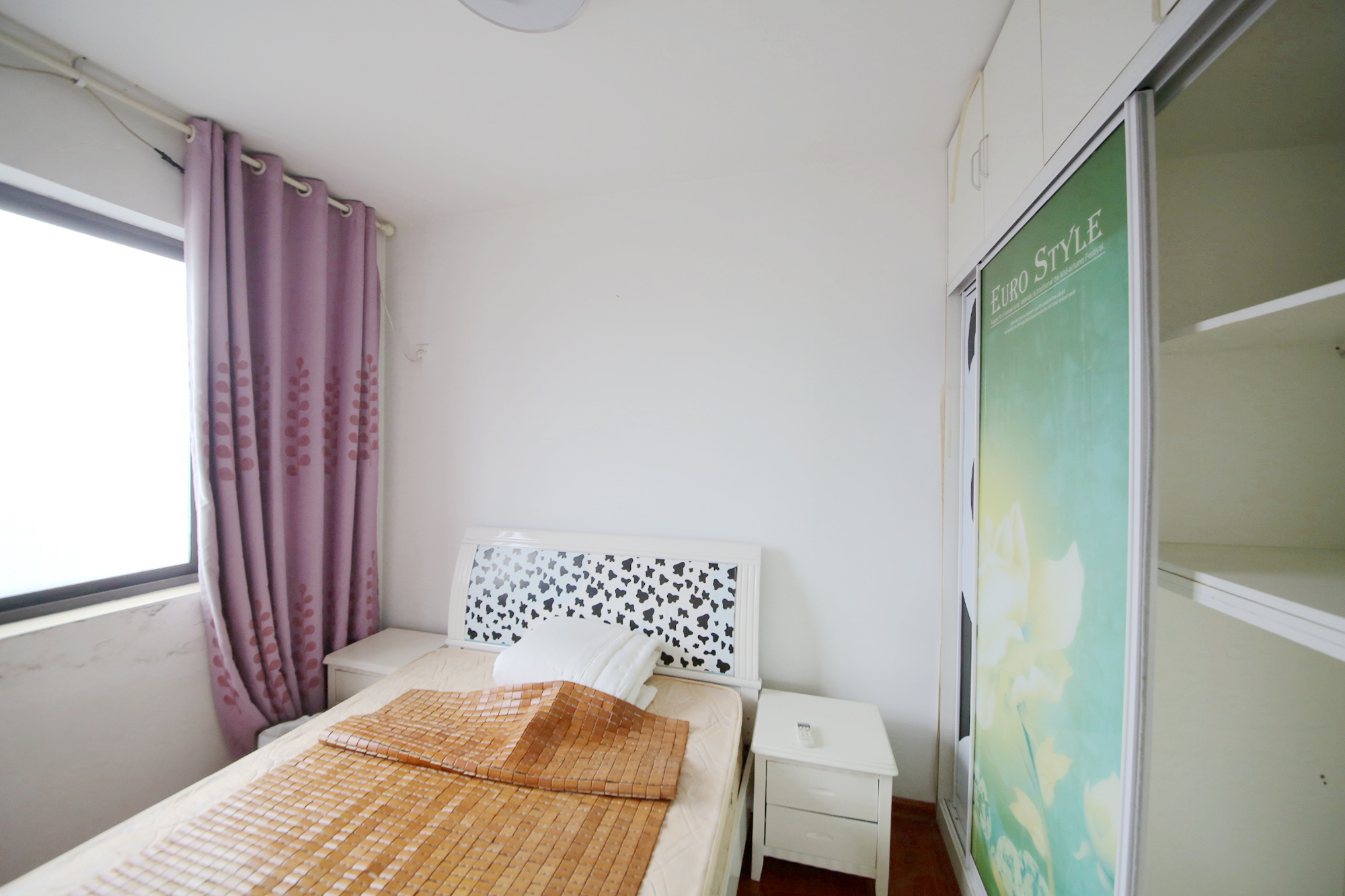 雨花公馆(紫苔名苑)  3室2厅2卫    85.0万卧室