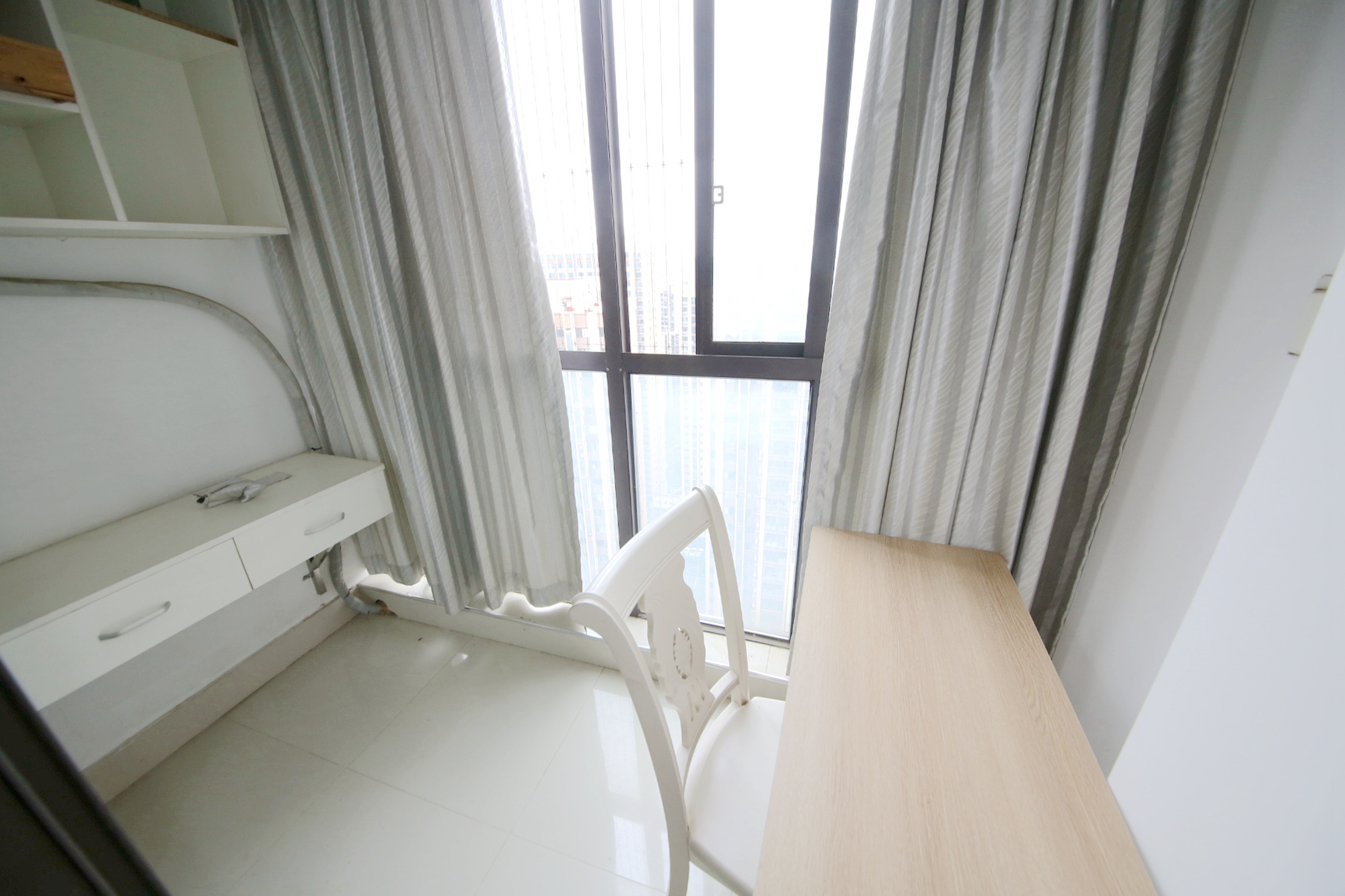 雨花公馆(紫苔名苑)  3室2厅2卫    85.0万阳台