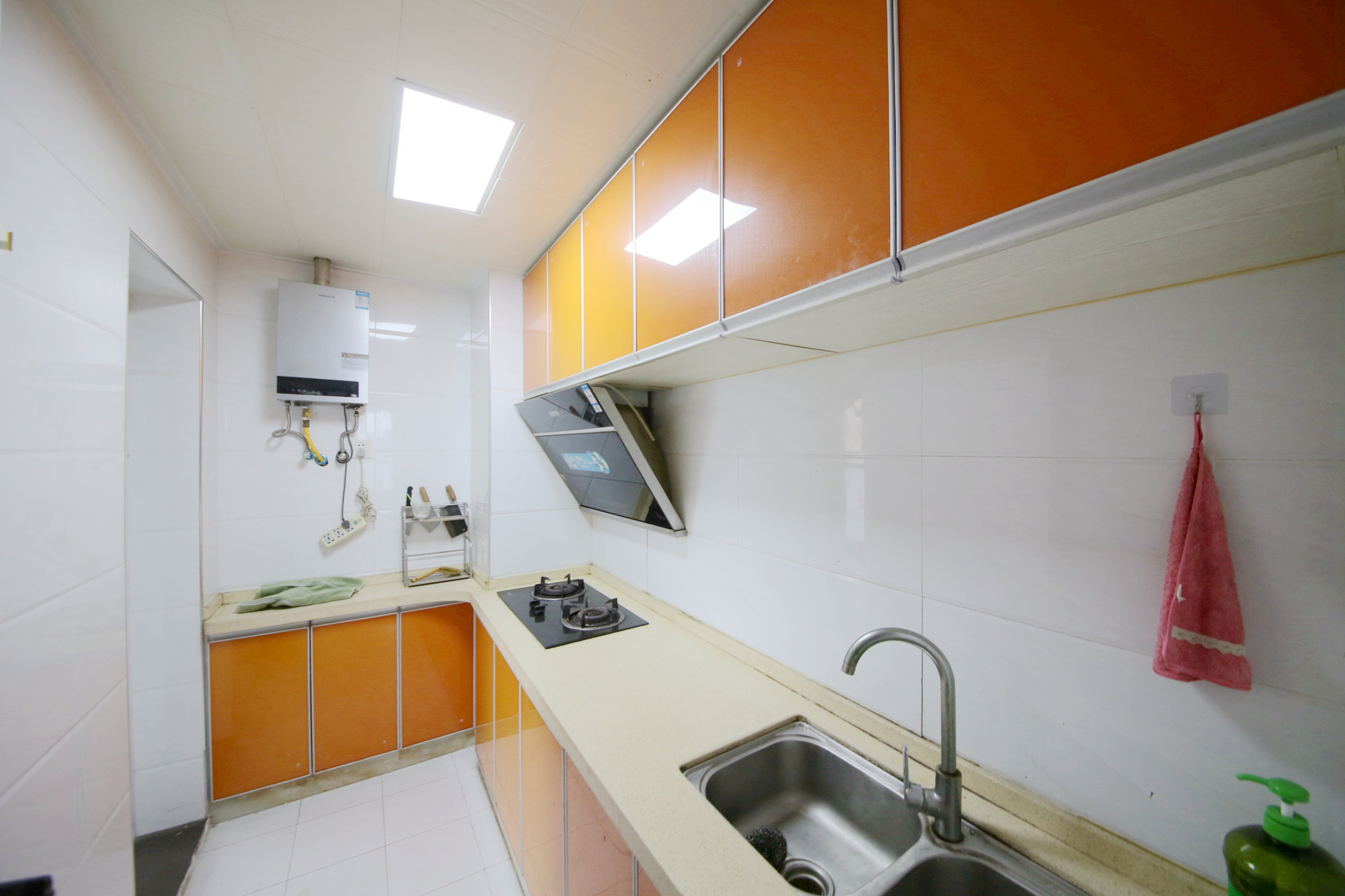 雨花公馆(紫苔名苑)  3室2厅2卫    85.0万厨房