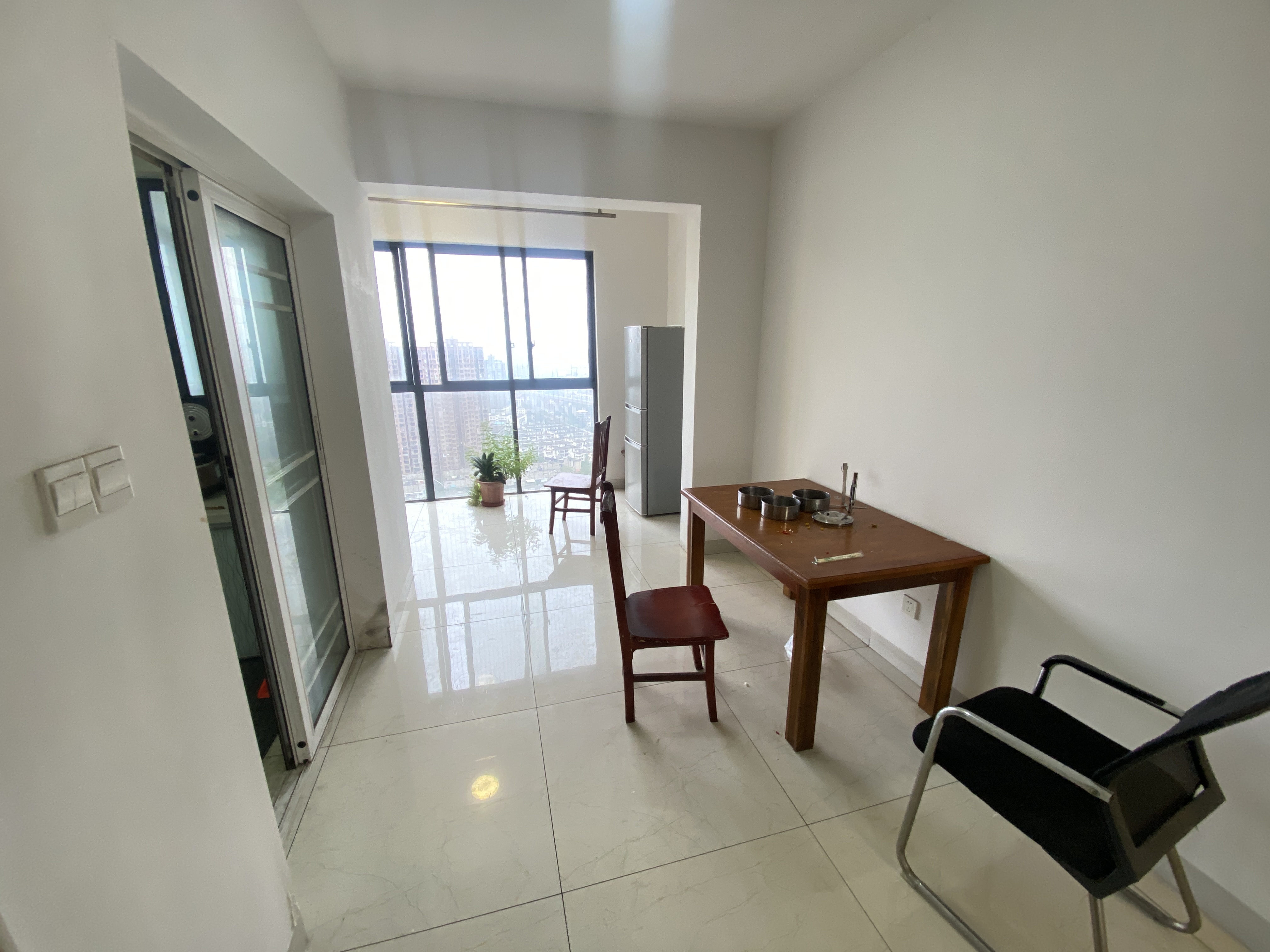 百江明珠 3室2厅2卫 65.0万 百江明珠 3室2厅2卫 65.0万室内图