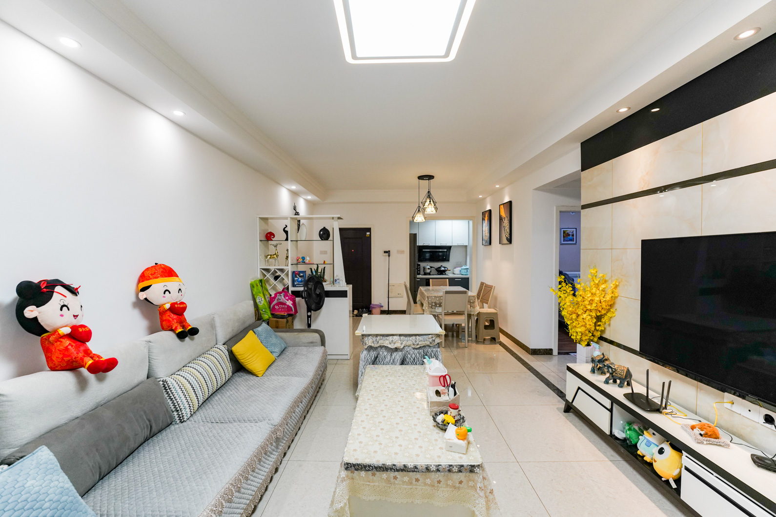 富兴嘉城（富兴汇中央）  2室2厅1卫    93.8万客厅