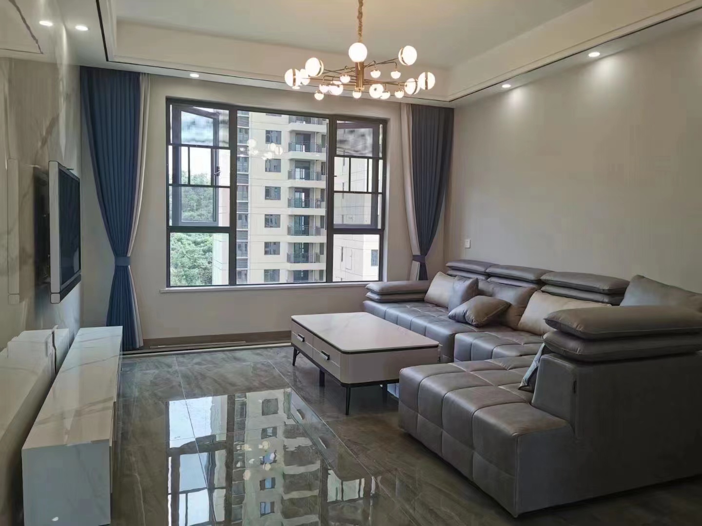 万丰上院西郡 4室2厅2卫 90.0万 万丰上院西郡 4室2厅2卫 90.0万室内图