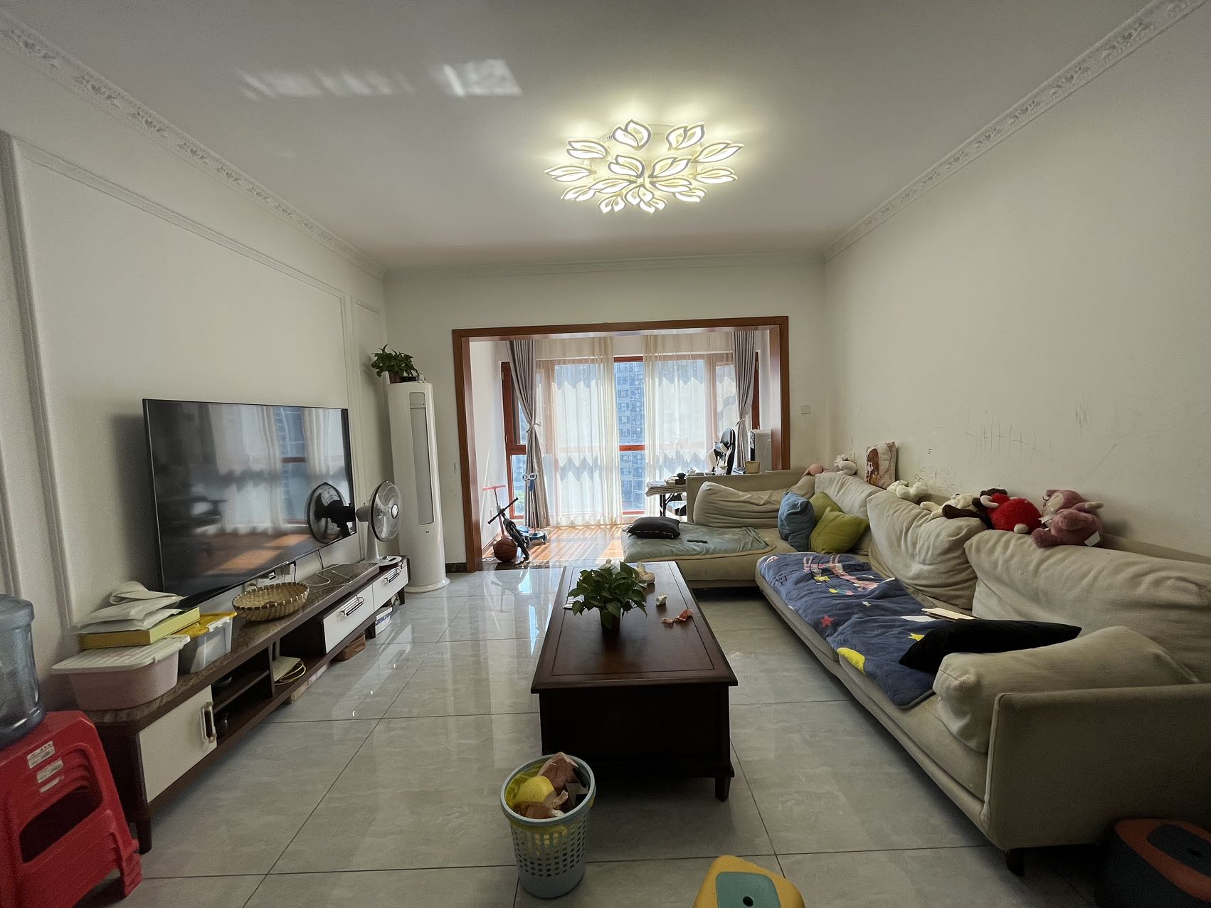 美的城三期 3室2厅2卫 75.8万 美的城三期 3室2厅2卫 75.8万室内图