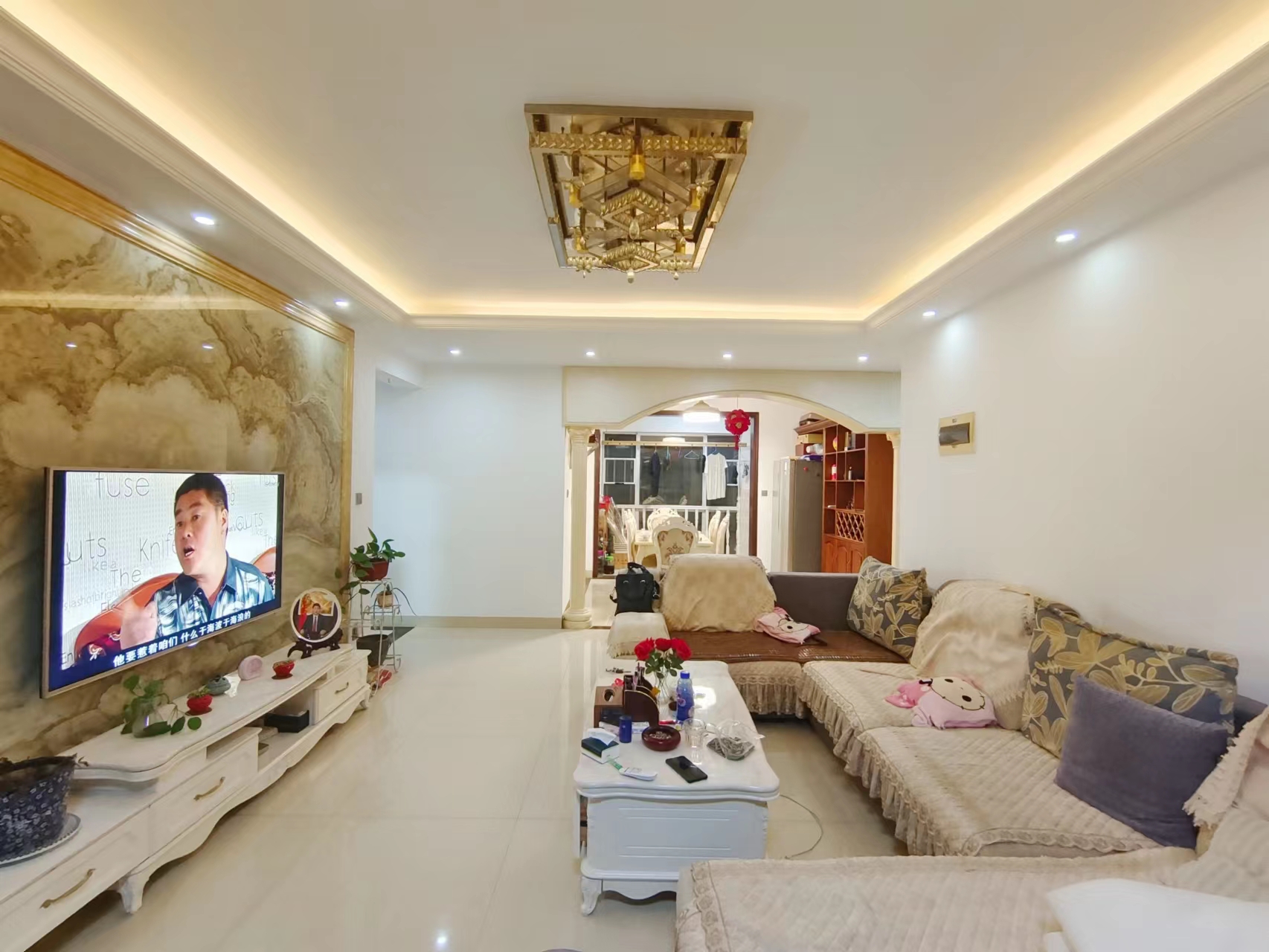 红盾雅园 3室2厅2卫 79.80万 红盾雅园 3室2厅2卫 79.80万室内图