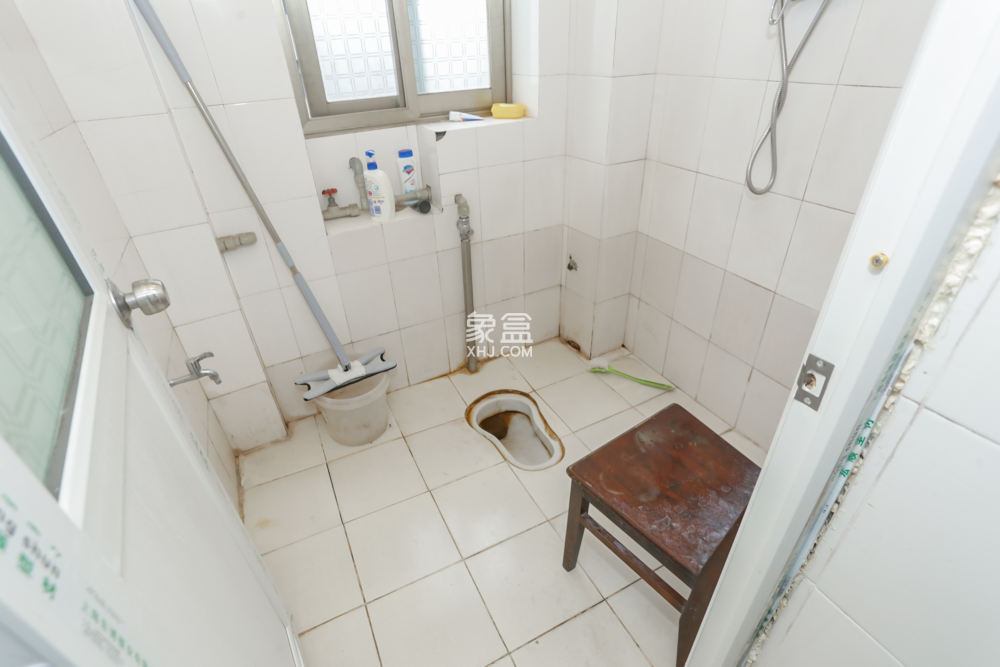 省少管所單位房  3室2廳1衛(wèi)   91.00萬(wàn)