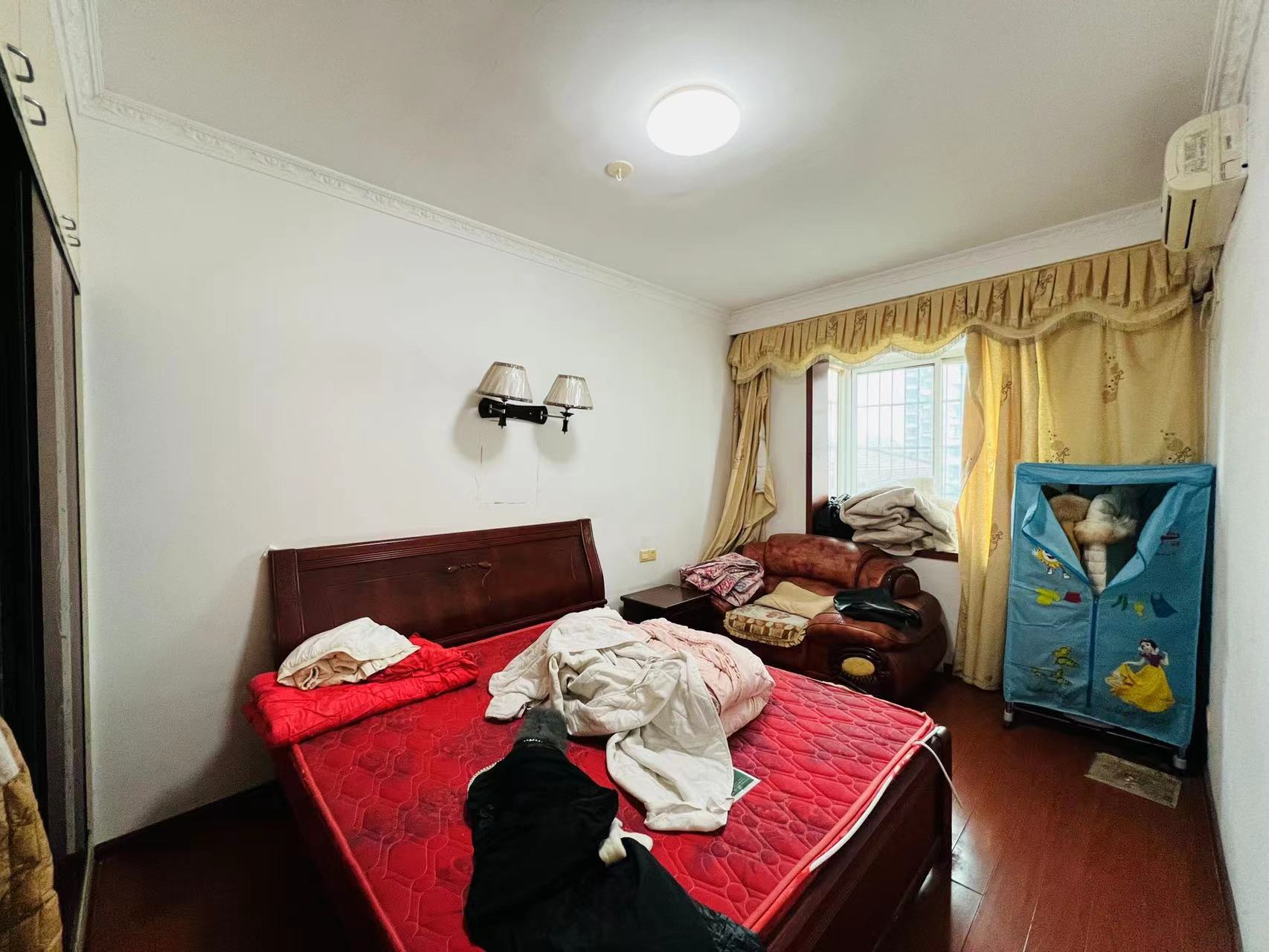 碧野华庭  3室2厅2卫    58.0万 碧野华庭  3室2厅2卫    58.0万室内图