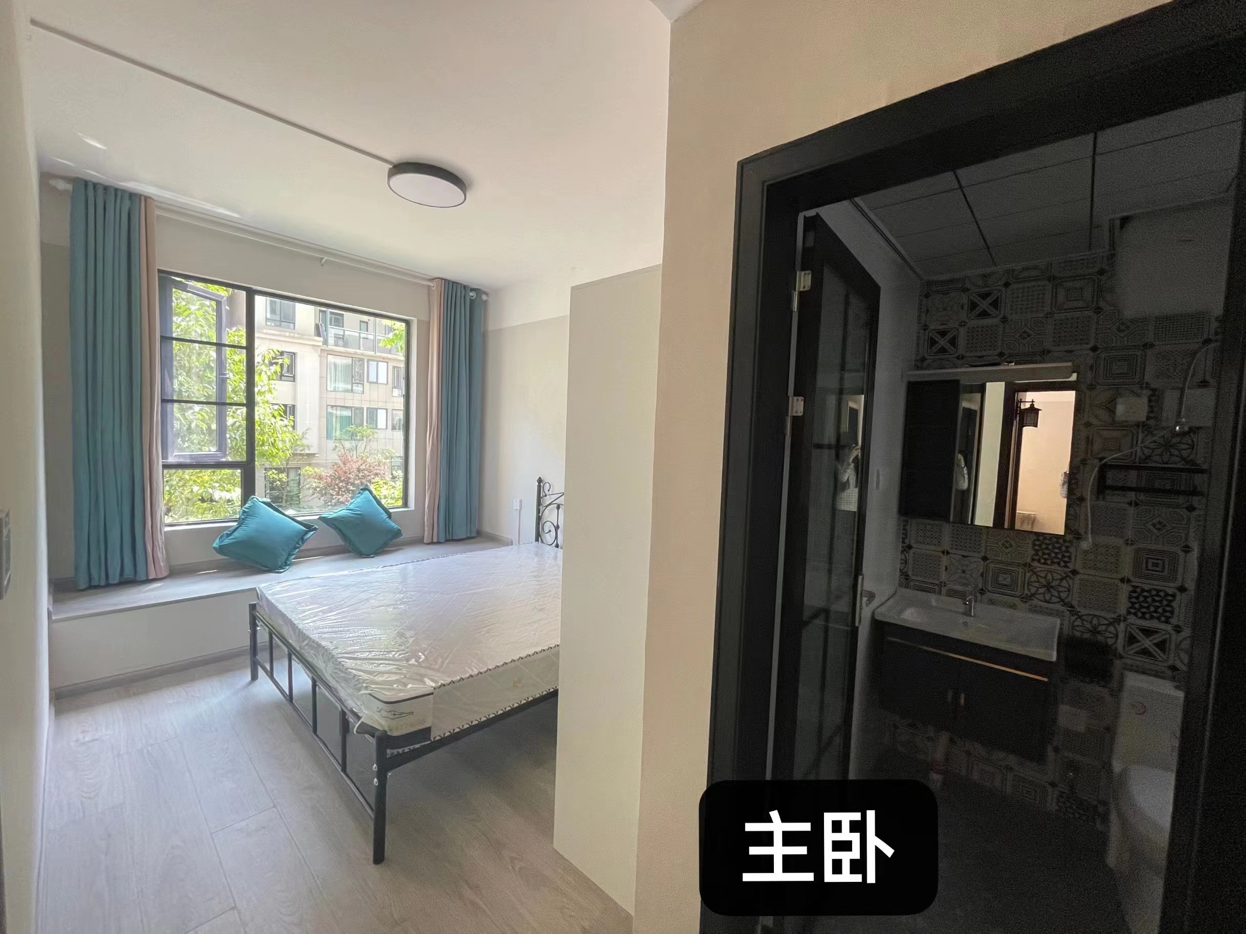美的林城时代  3室2厅2卫   145.00万客厅