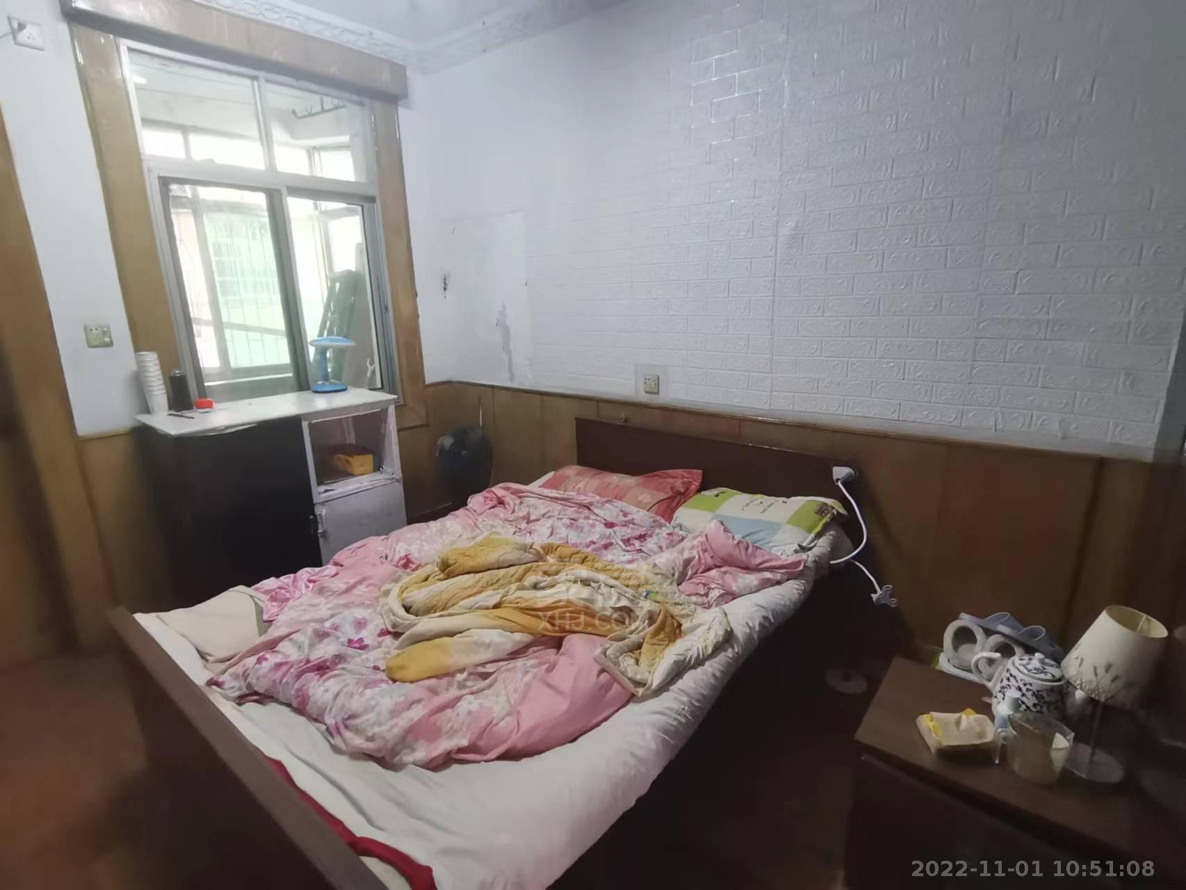 五公司机关大院 3室2厅1卫 1600.00元/月 五公司机关大院 3室2厅1卫 1600.00元/月室内图