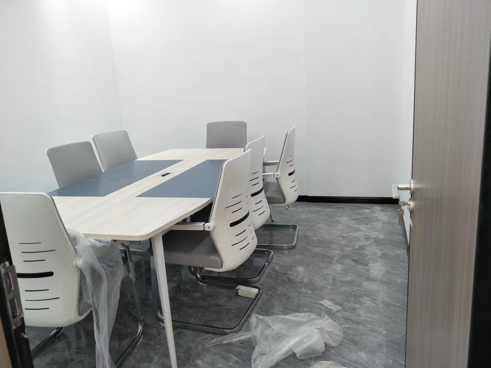 美的财智中心  4室2厅2卫   16000.00元/月室内图1