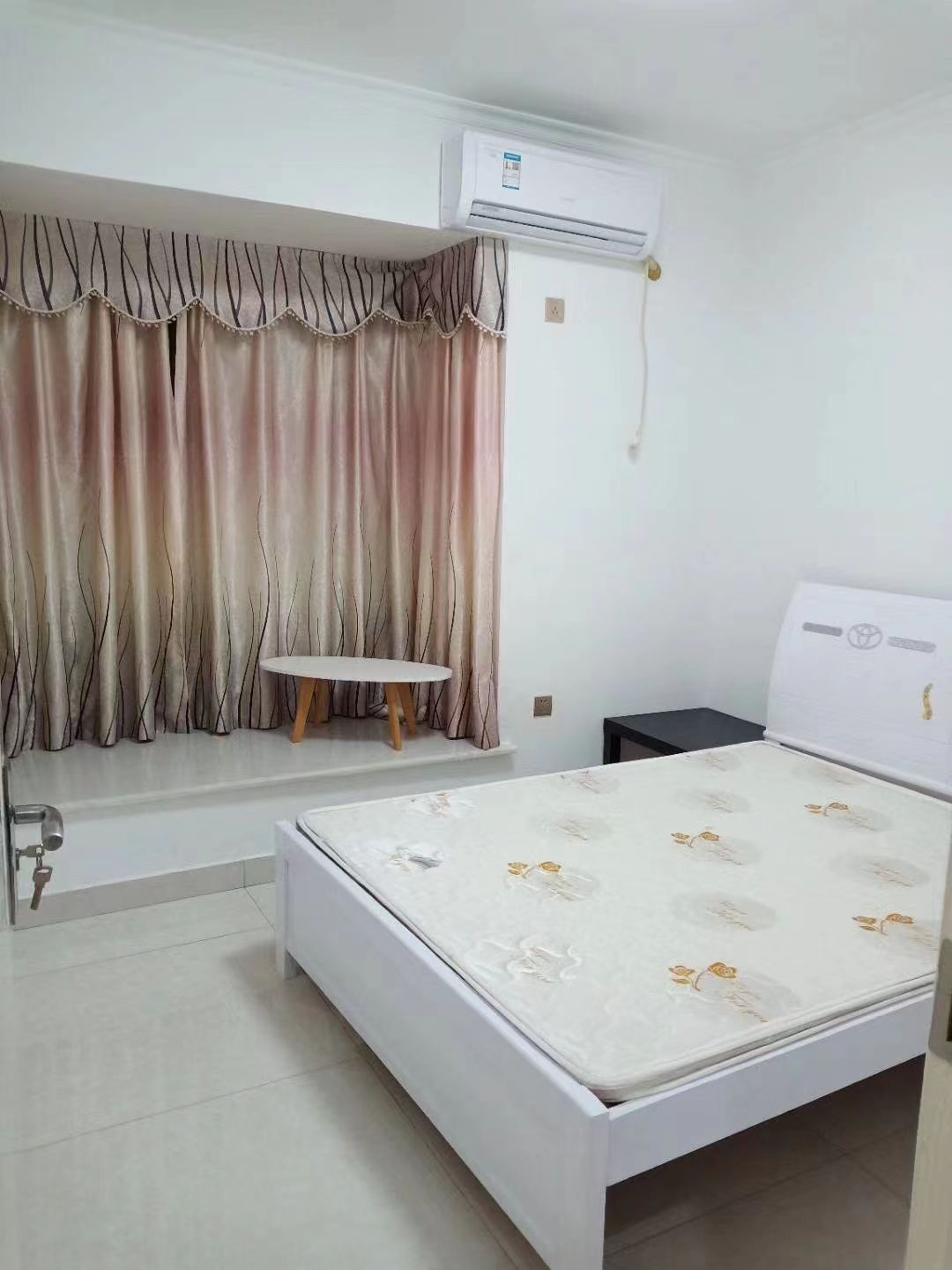 中建岳阳中心  2室2厅1卫   2000.00元/月室内图