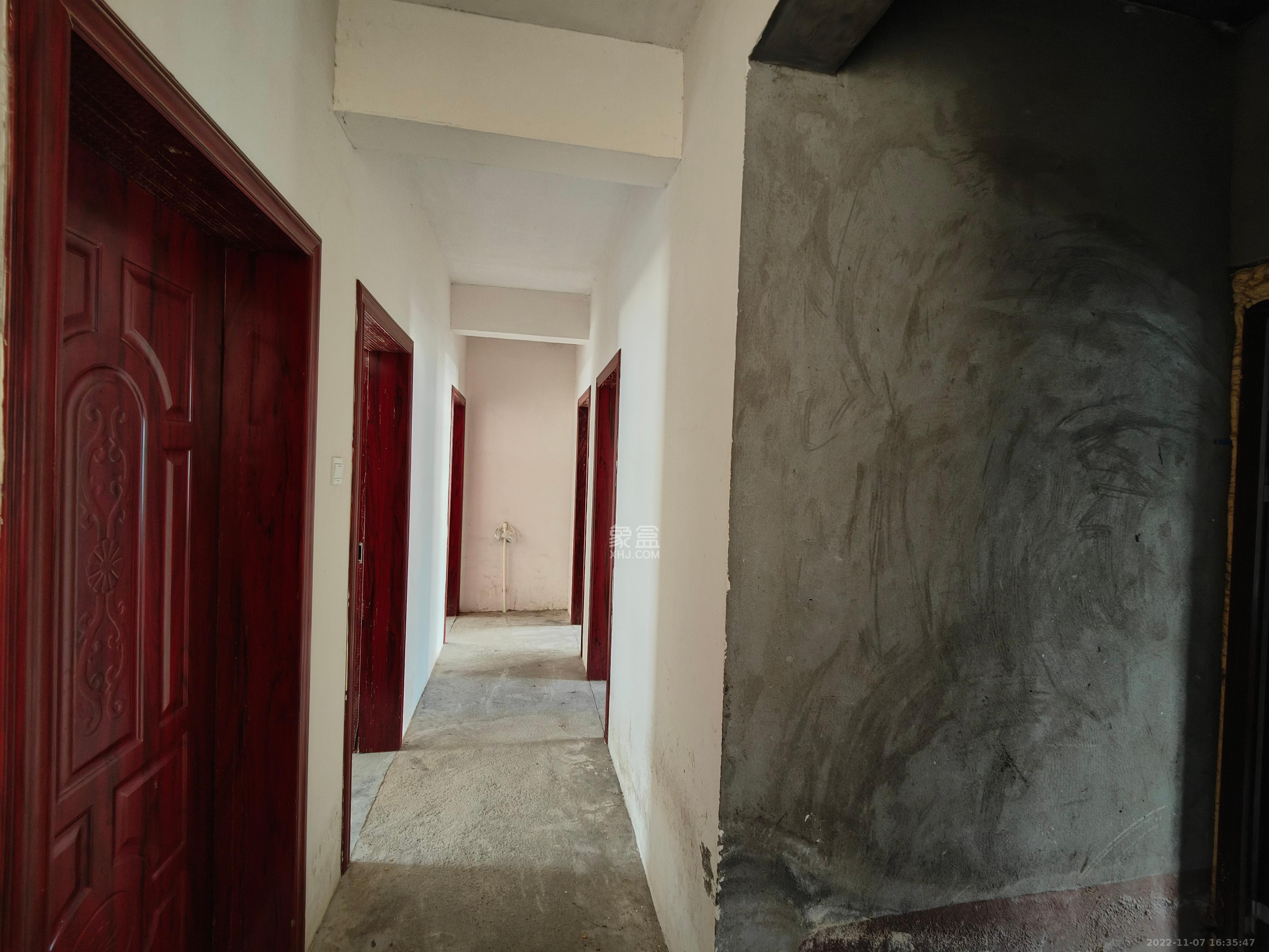 德泽苑 5室2厅2卫 1300.00元/月 德泽苑 5室2厅2卫 1300.00元/月室内图