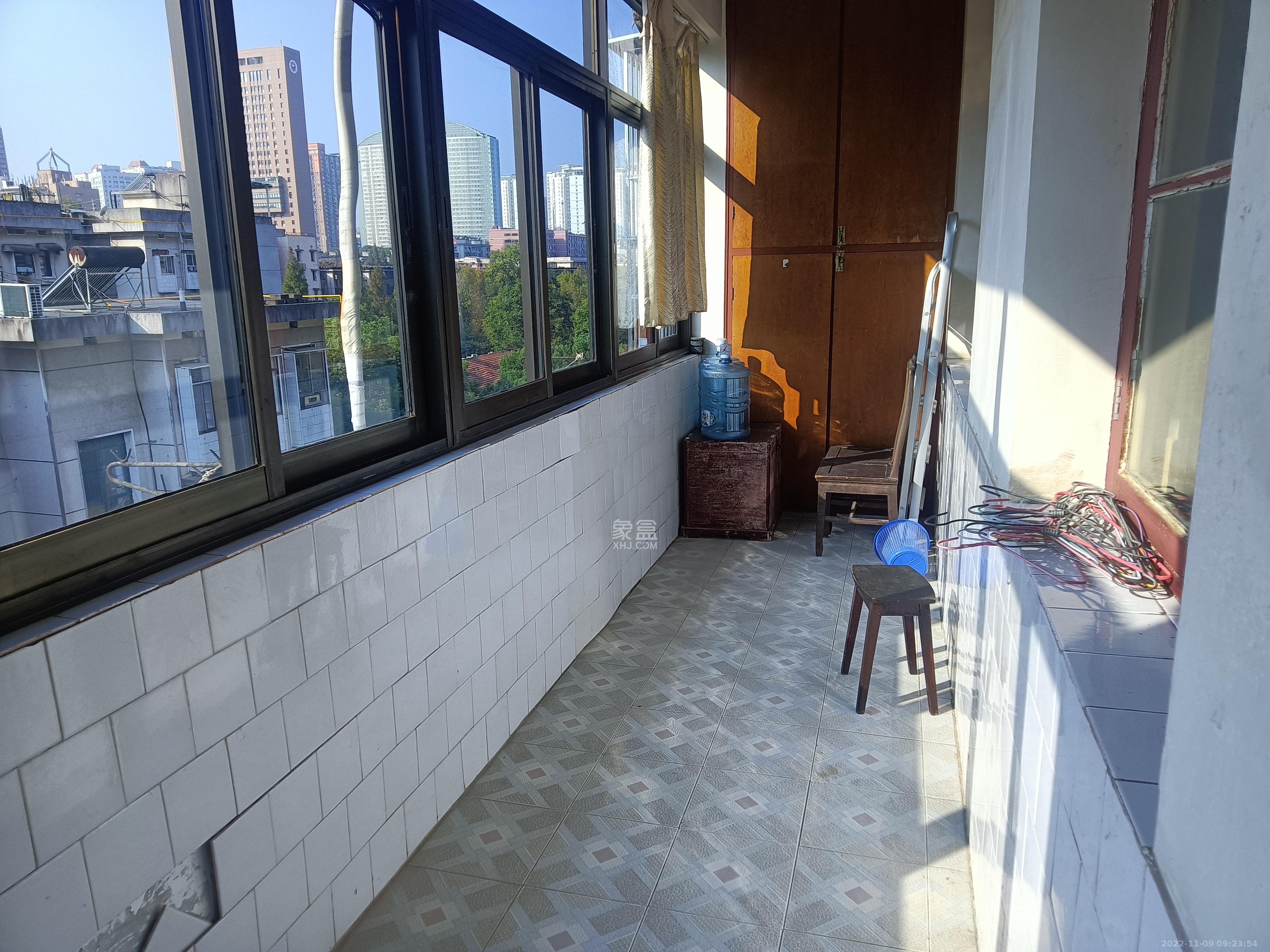 林业厅宿舍  3室2厅1卫   2000.00元/月室内图