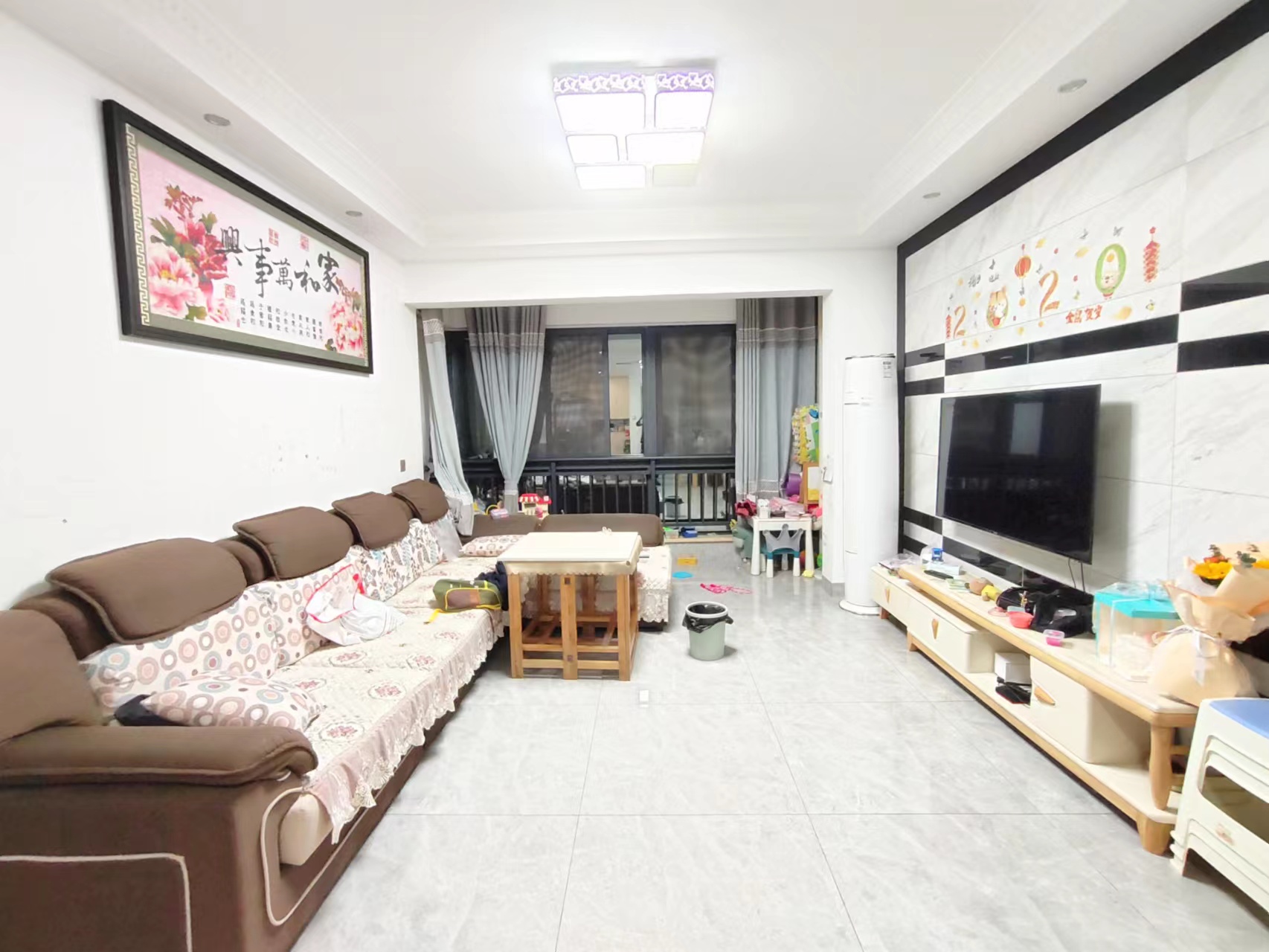 亿都新天地 3室2厅2卫 62.80万 亿都新天地 3室2厅2卫 62.80万室内图