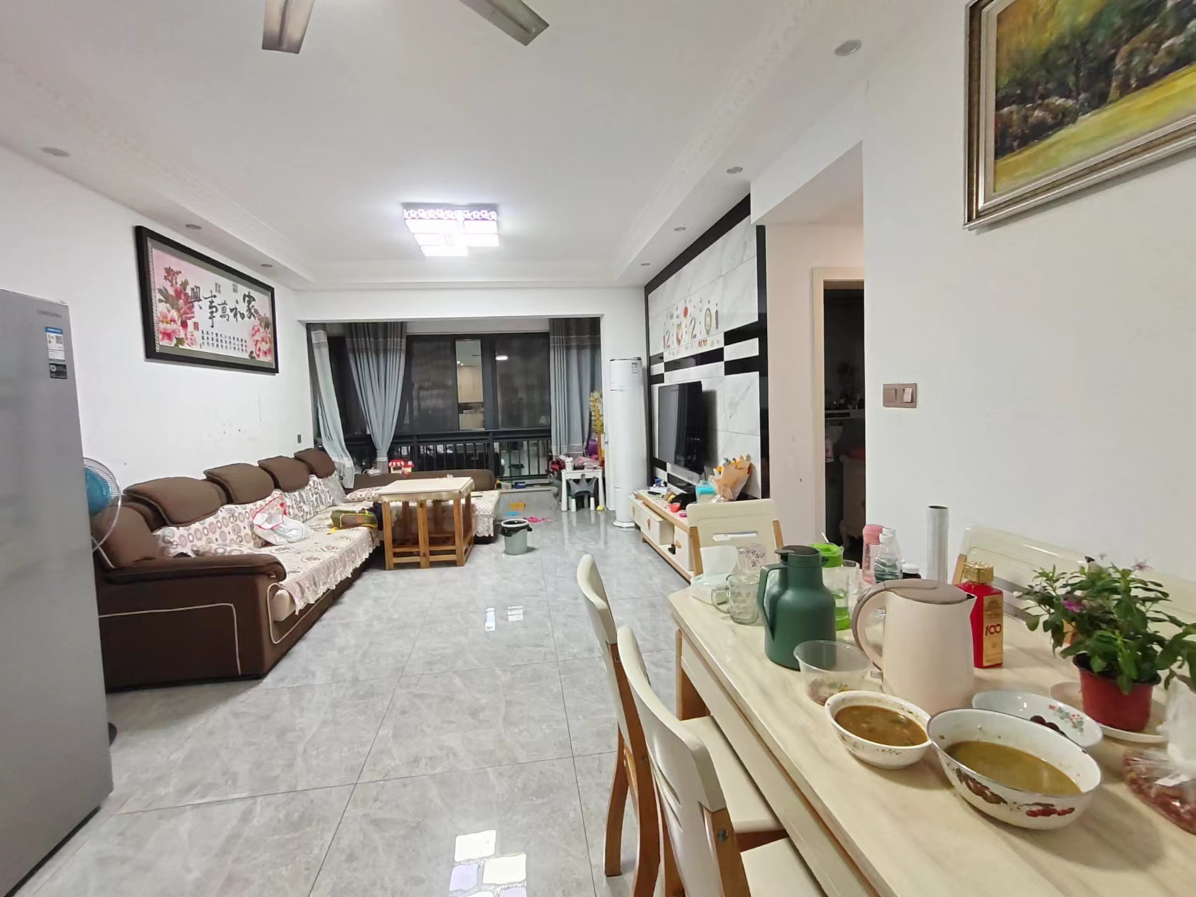 亿都新天地 3室2厅2卫 62.80万 亿都新天地 3室2厅2卫 62.80万室内图