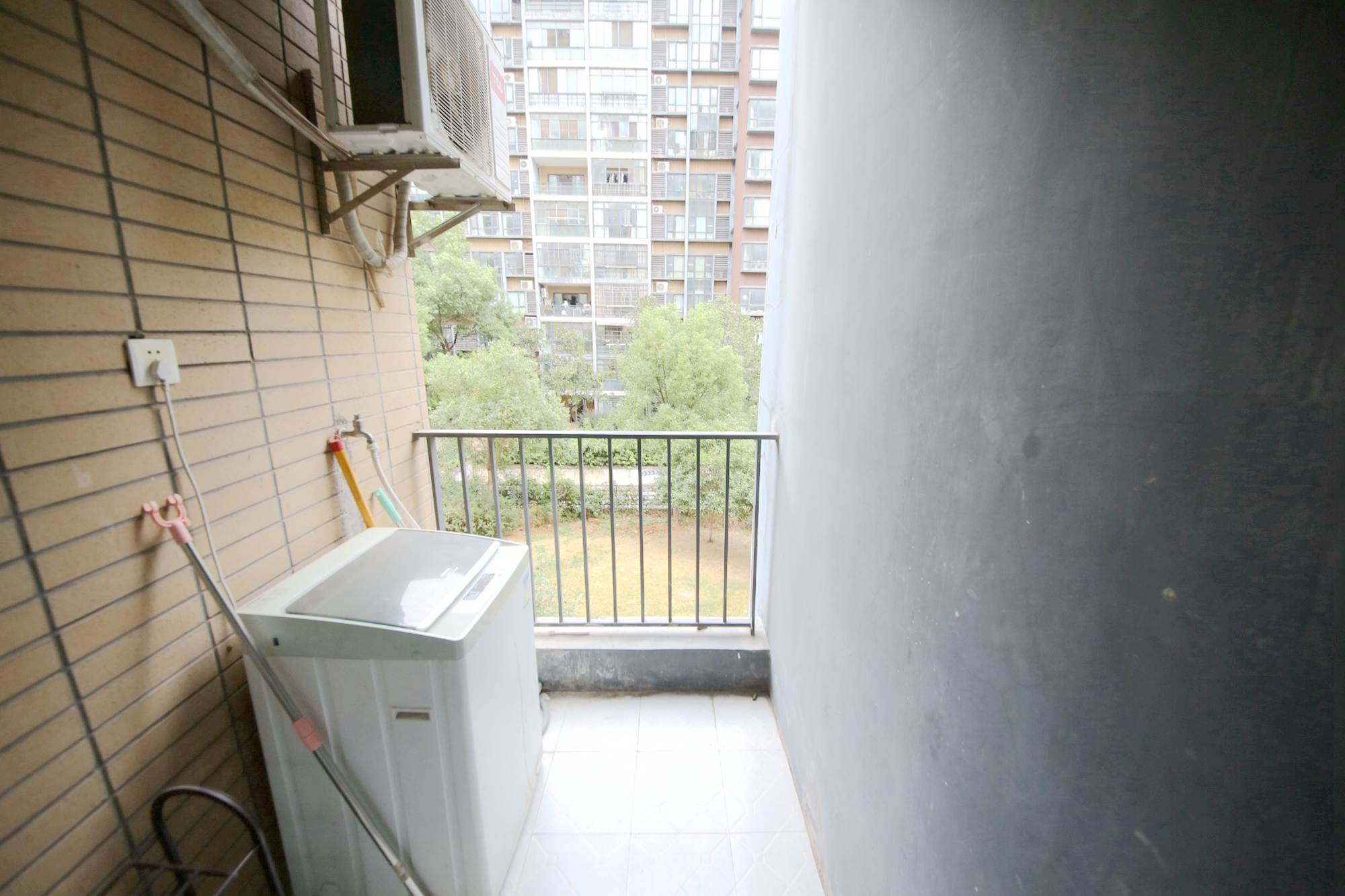 茂华国际湘  4室2厅2卫    165.0万其他