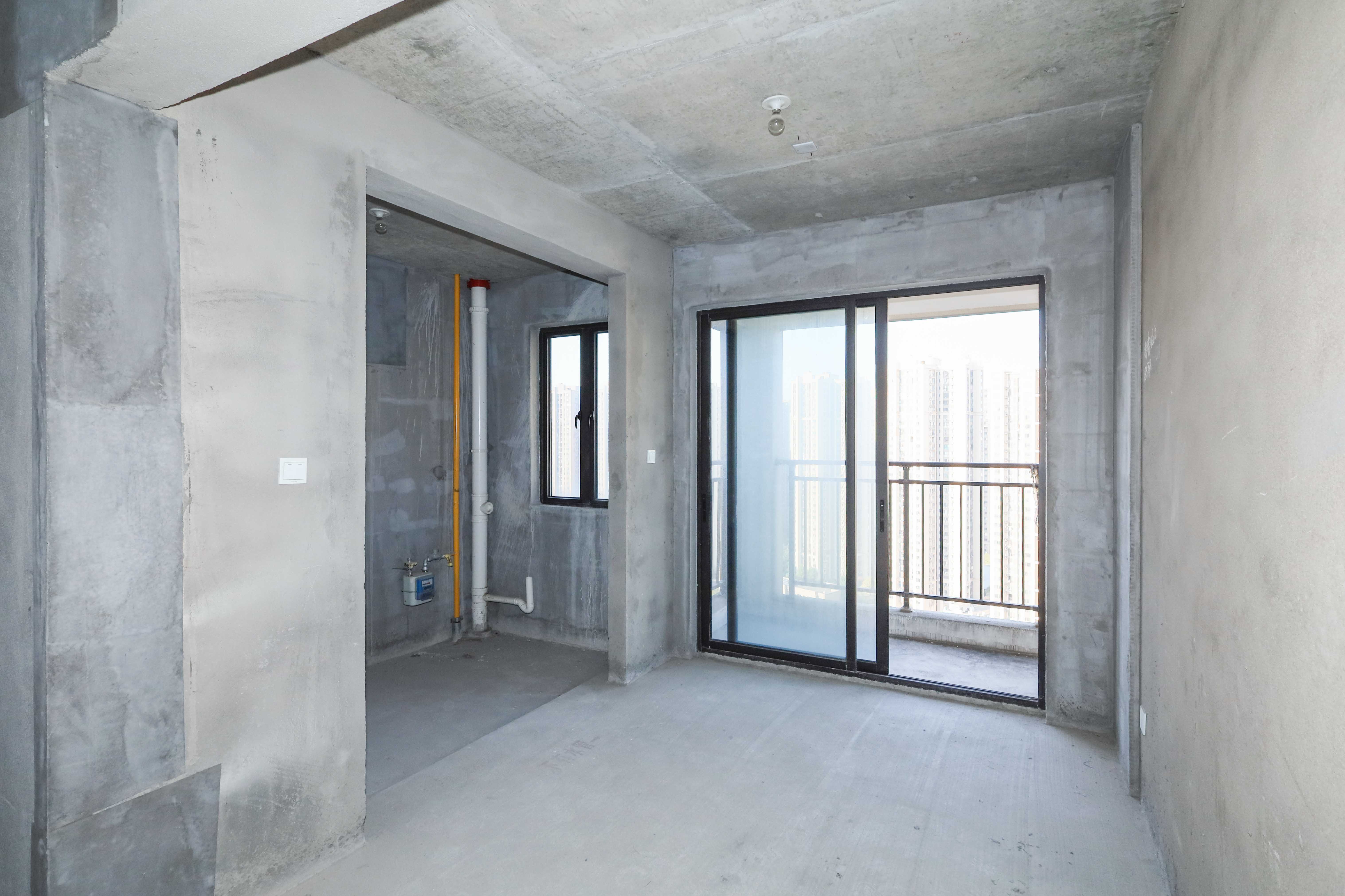 中国铁建梅溪青秀二期  4室2厅2卫    210.0万其他