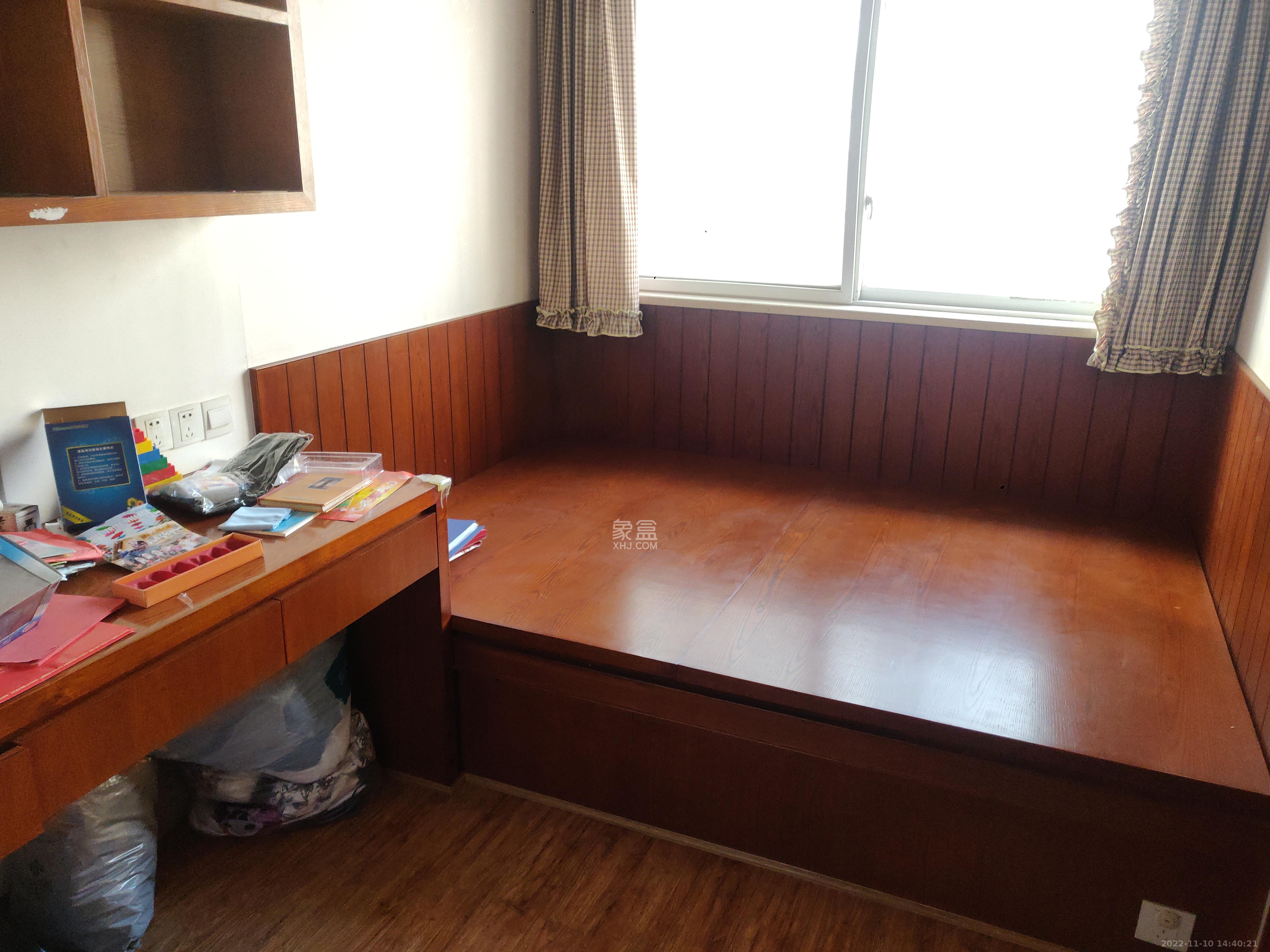 錦璨家園  3室2廳2衛(wèi)   2200.00元/月室內(nèi)圖