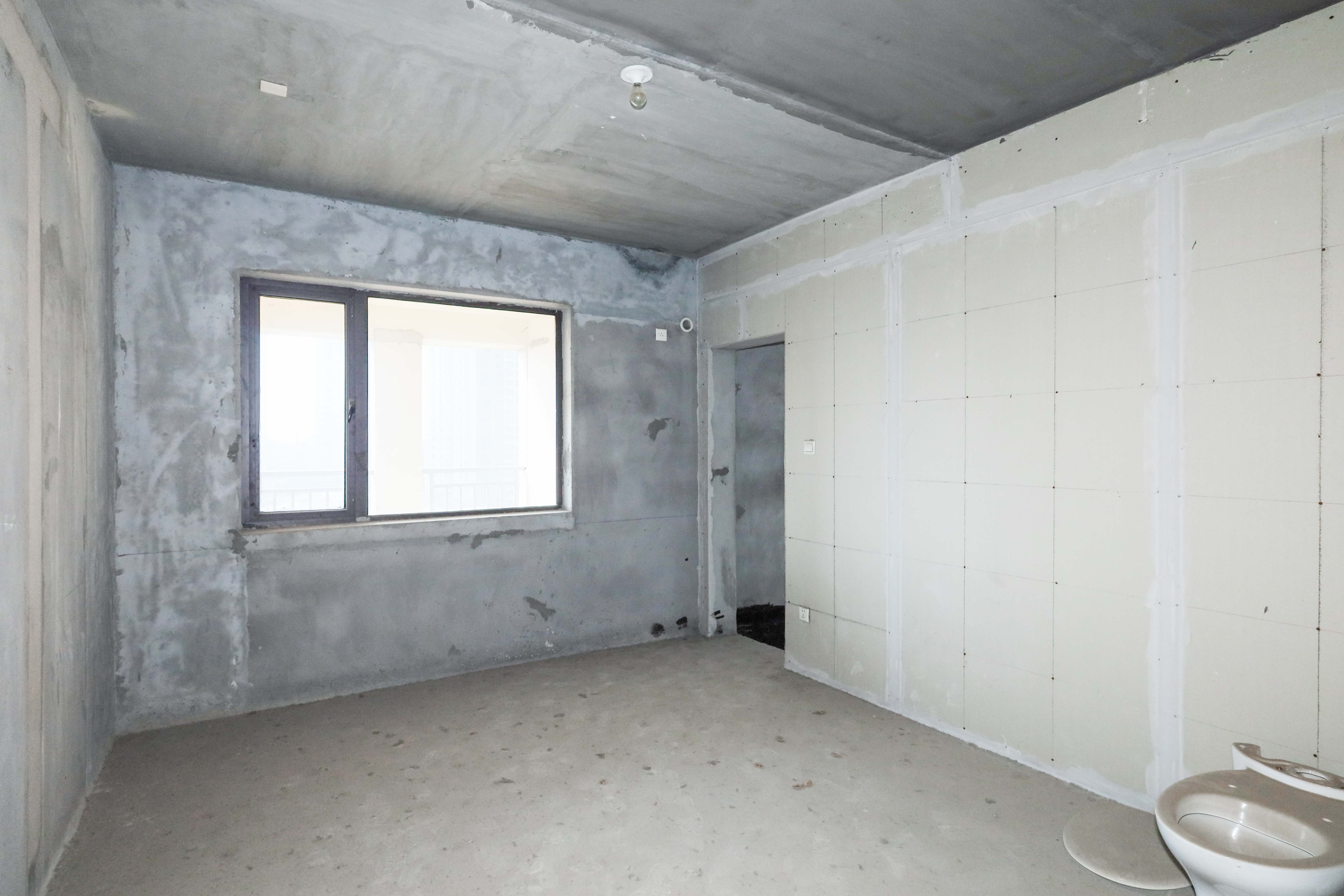 保利麓谷林语E区  4室2厅1卫   150.80万卧室
