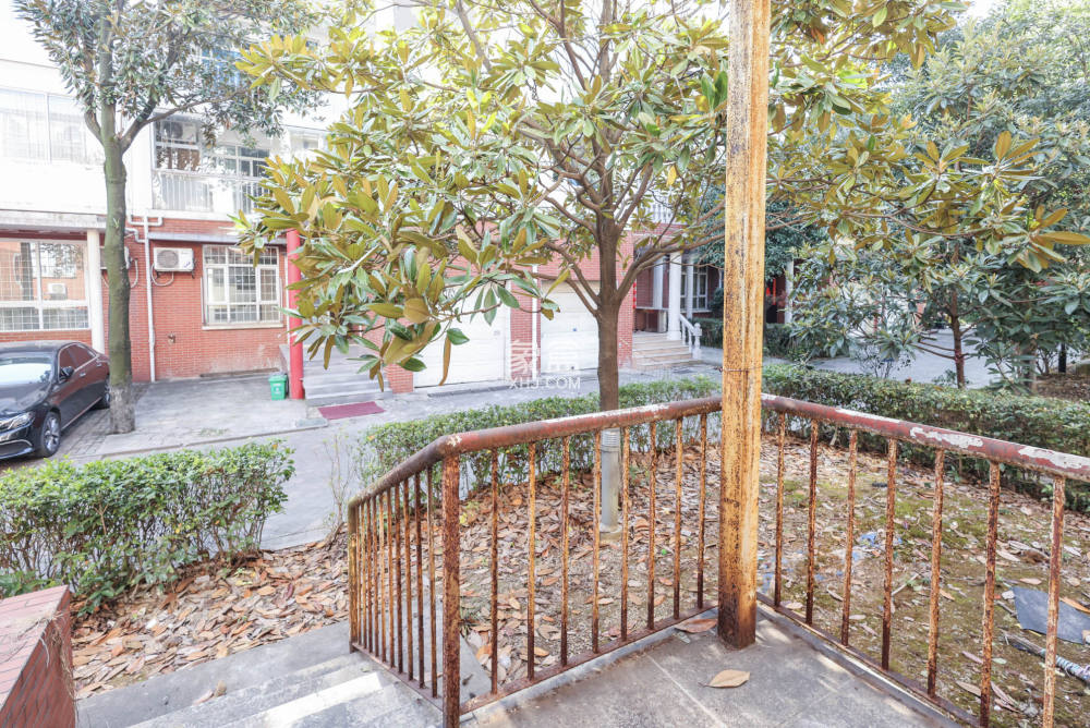 麓谷錦園  5室2廳3衛(wèi)   435.00萬