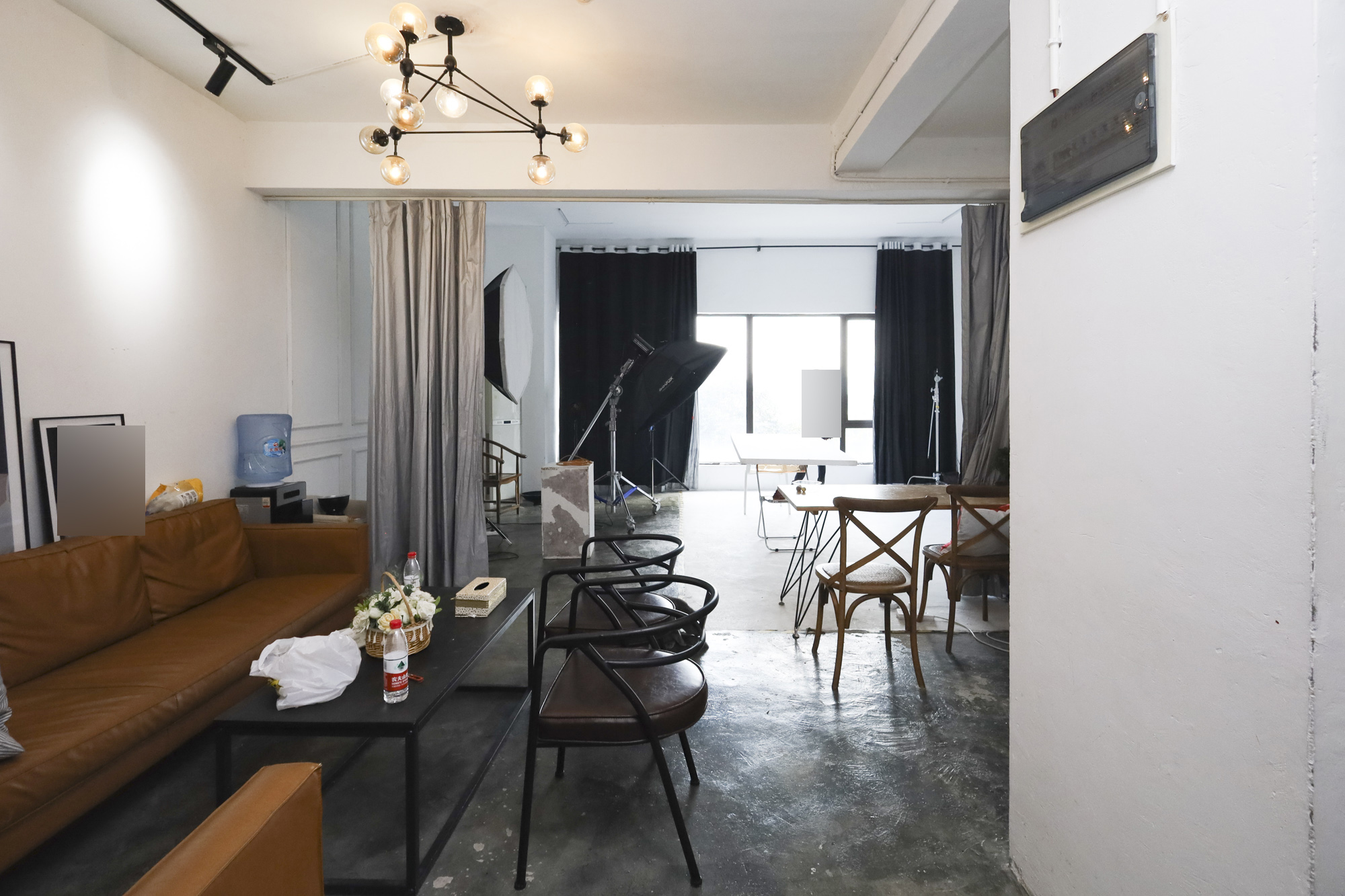 保利西海岸A区 4室2厅2卫 246.0万 保利西海岸A区 4室2厅2卫 246.0万客厅