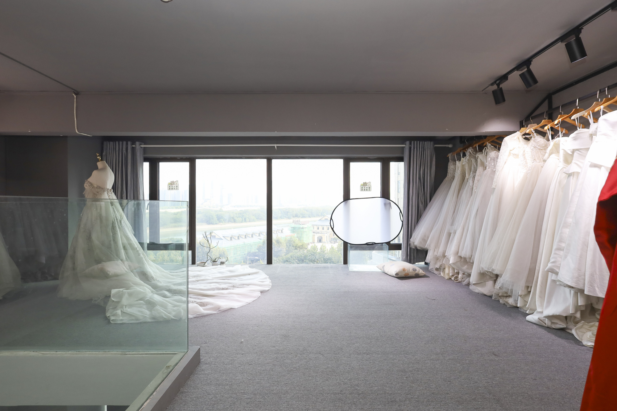 保利西海岸A区 4室2厅2卫 246.0万 保利西海岸A区 4室2厅2卫 246.0万其他