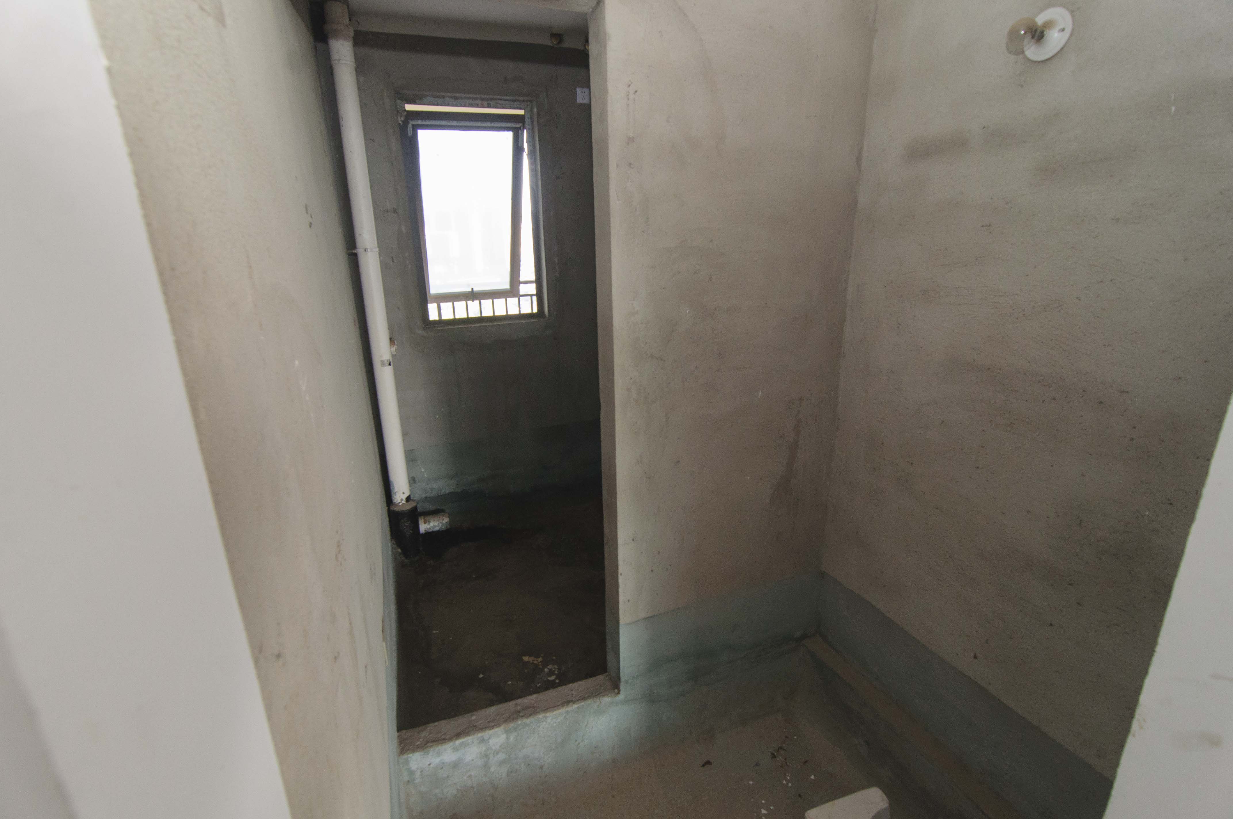 中建江山壹号  4室2厅3卫   660.00万其他