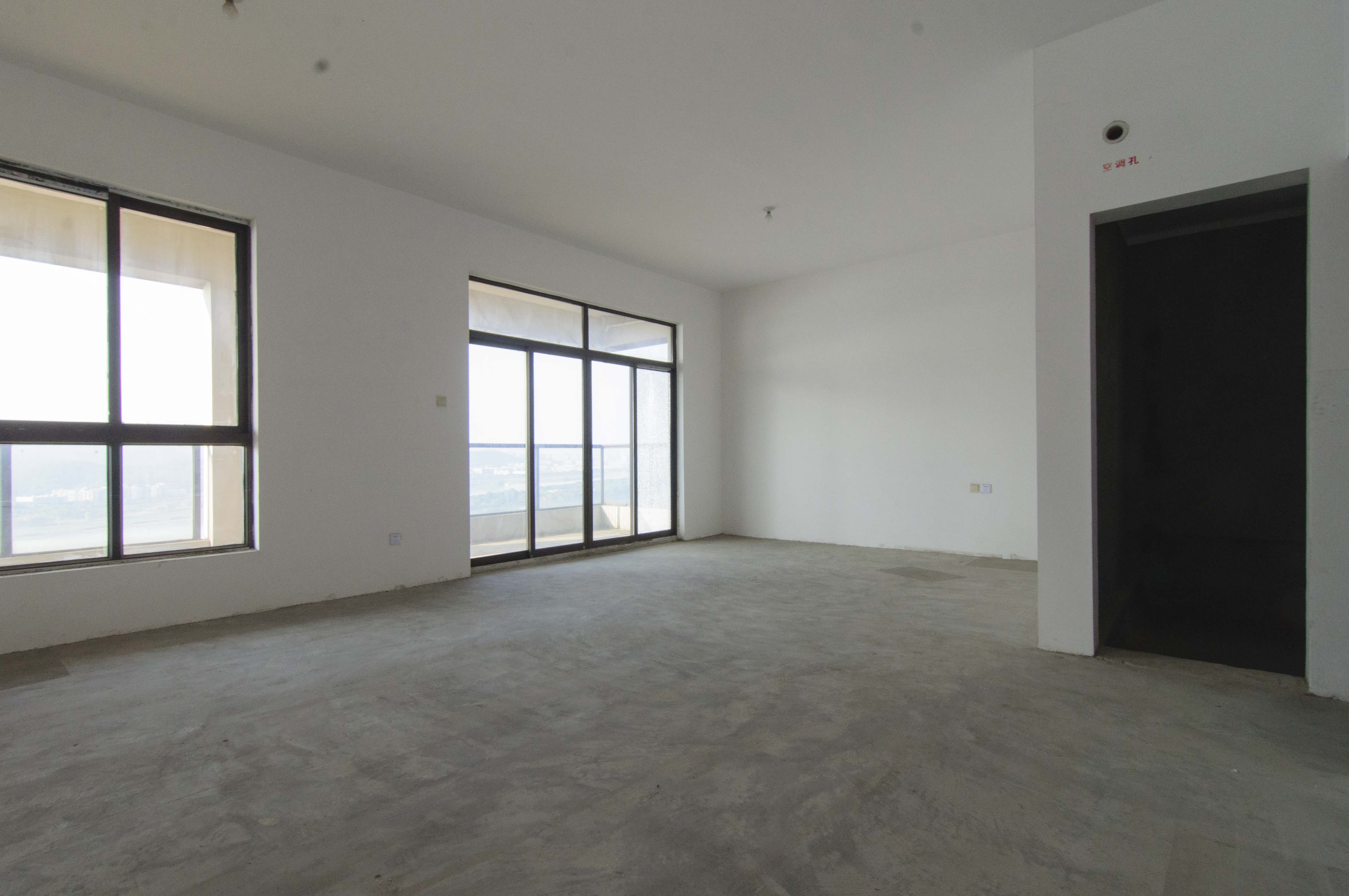 中建江山壹号  4室2厅3卫   660.00万其他