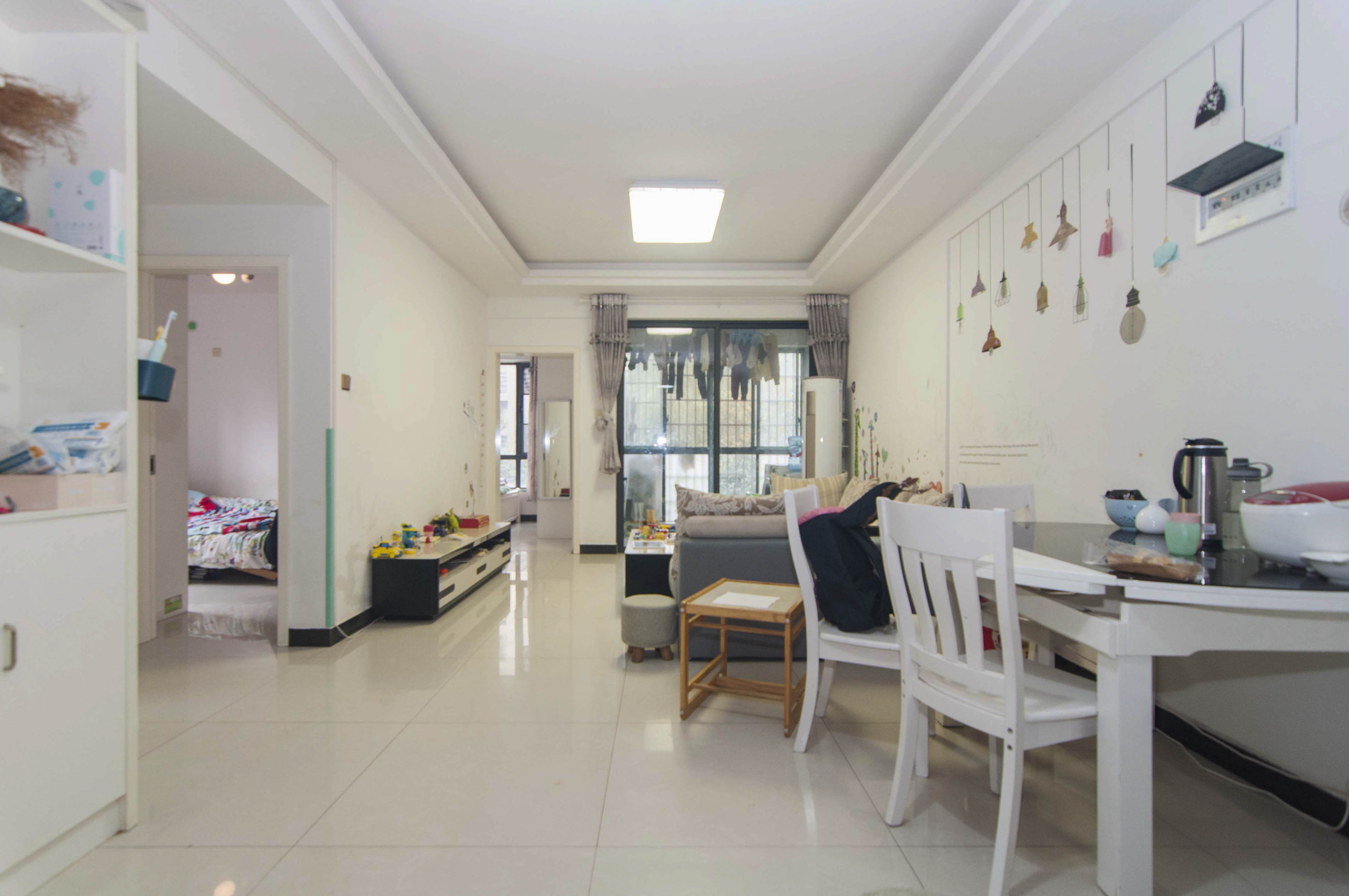 乾城（兴旺乾城）  3室2厅1卫    75.0万客厅