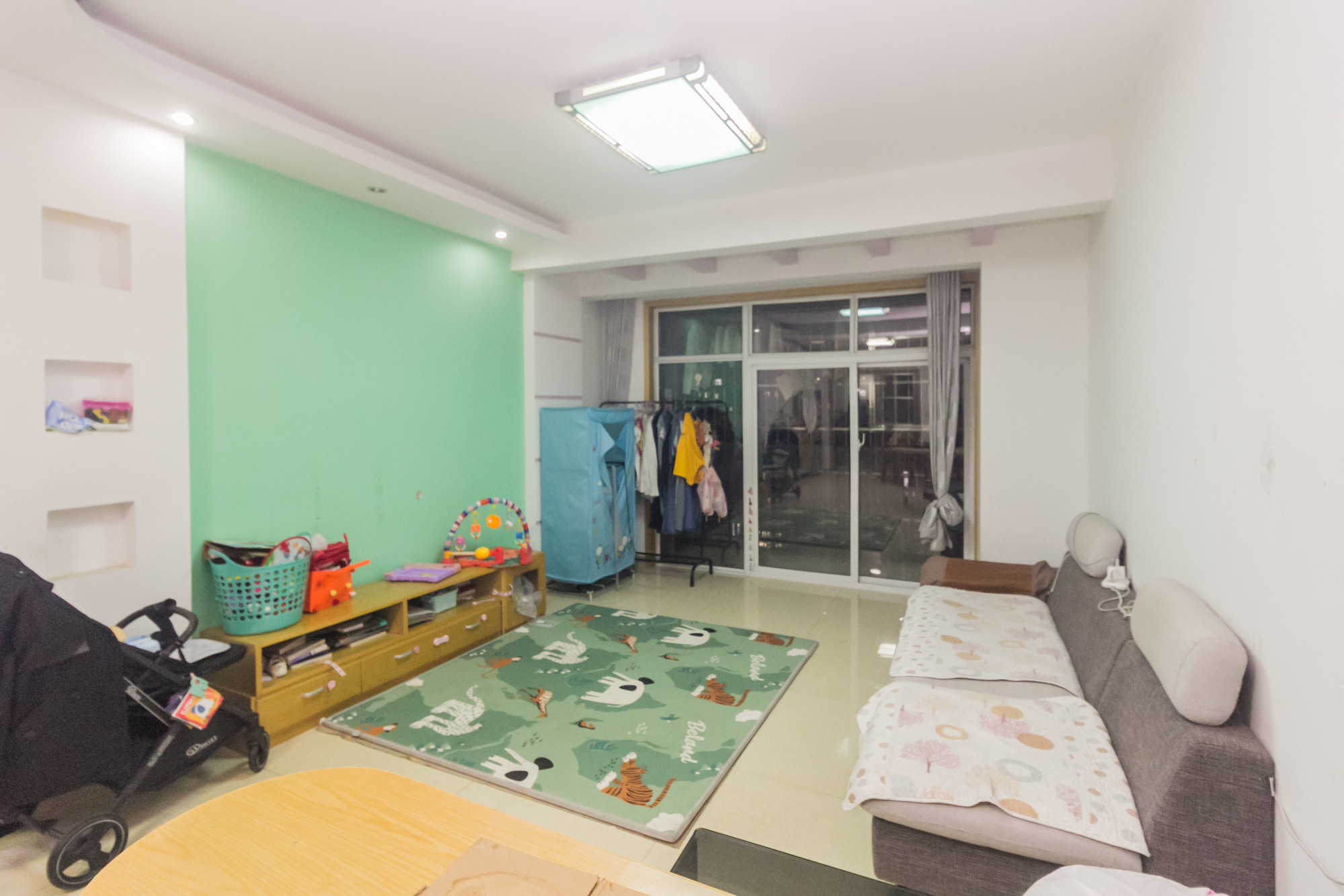 三景国际  2室2厅1卫    43.8万 三景国际  2室2厅1卫    43.8万