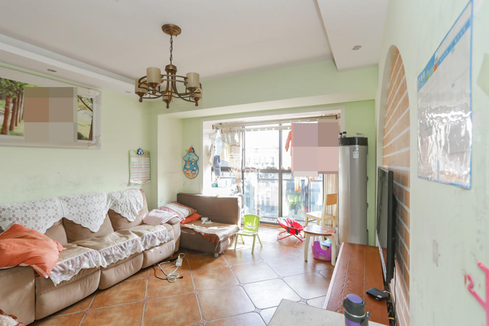 阿普阿布  3室2厅1卫   92.80万