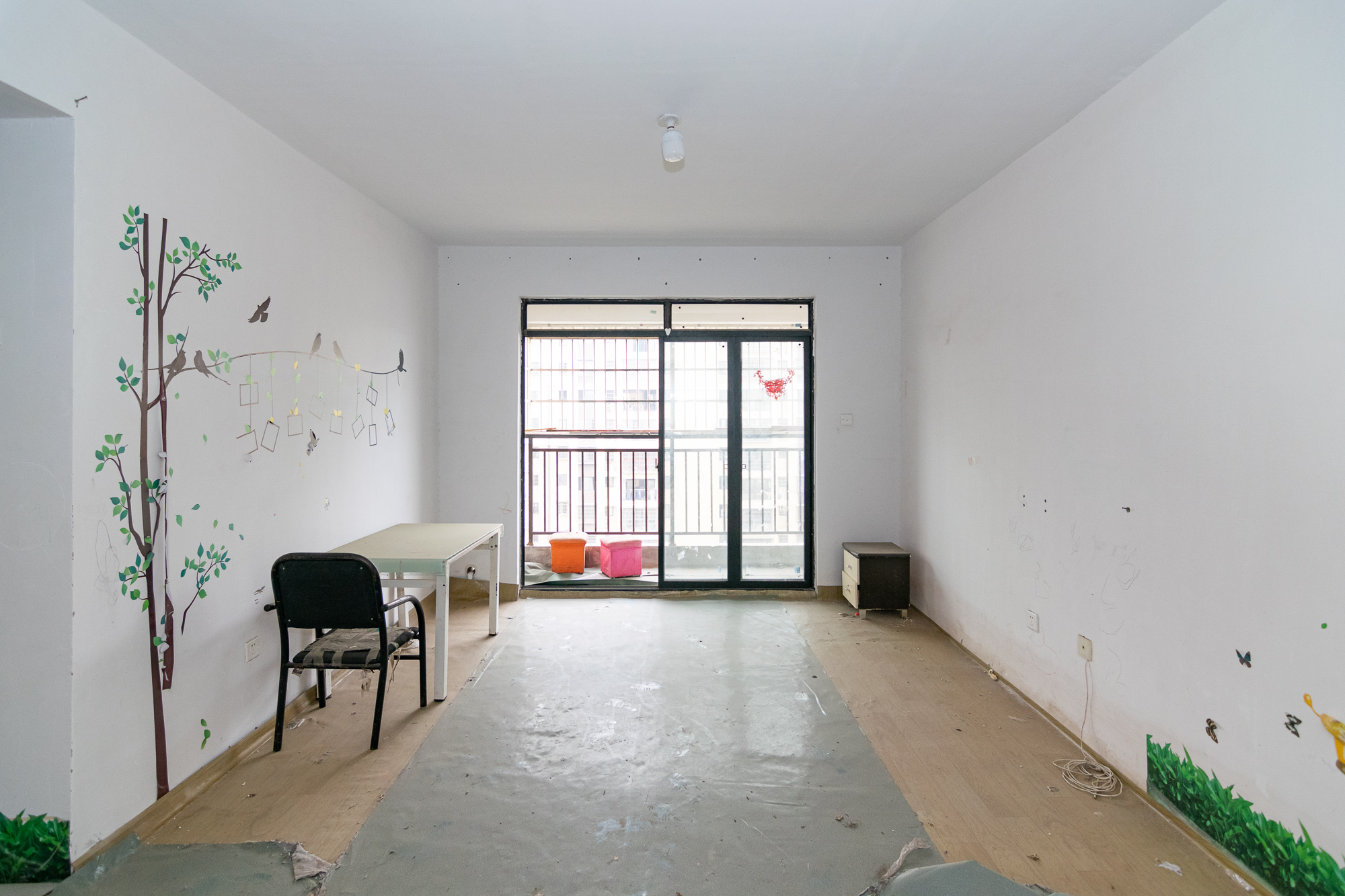 金富星城 3室1厅1卫 55.00万 金富星城 3室1厅1卫 55.00万客厅