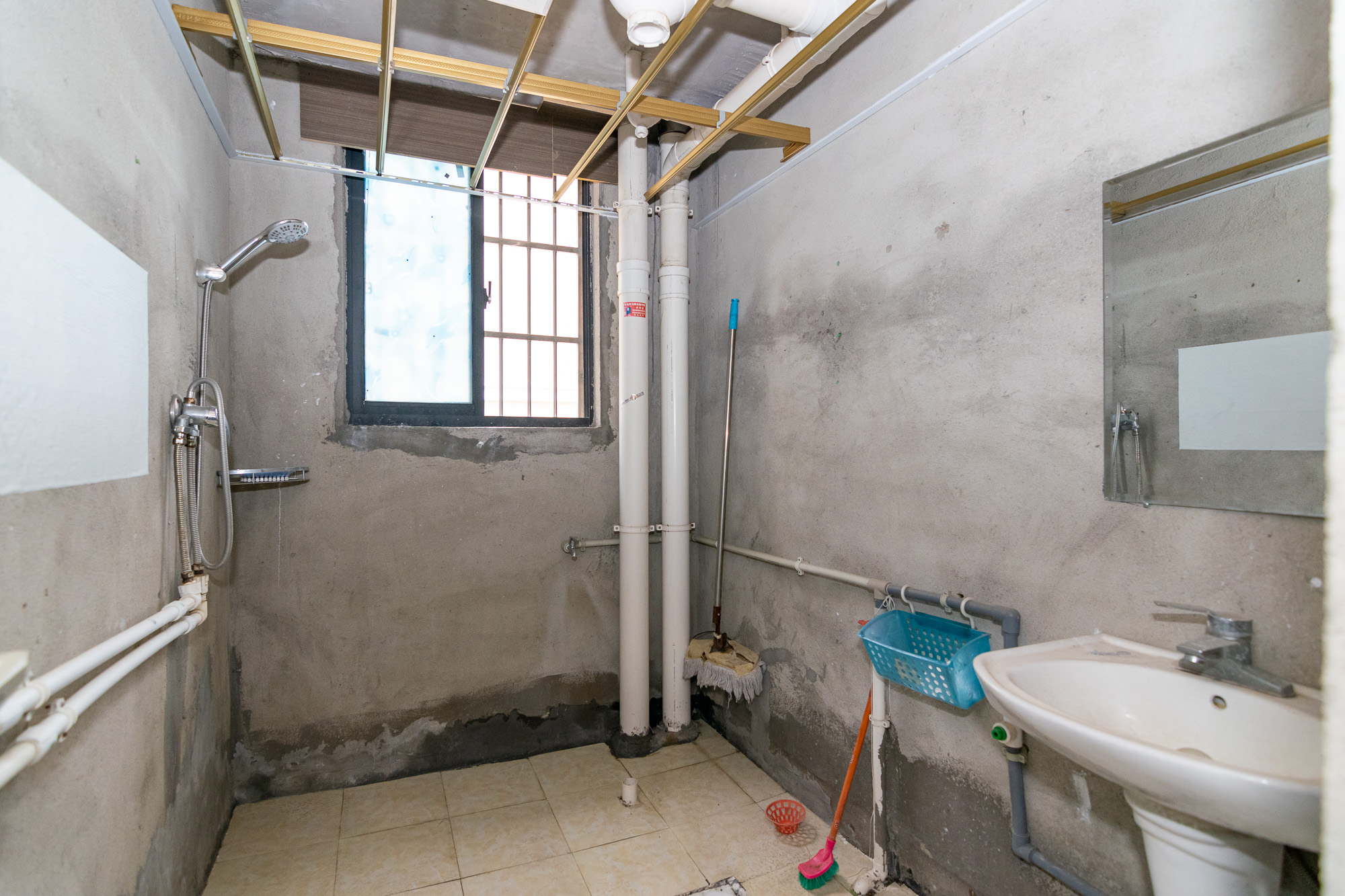 金富星城 3室1厅1卫 55.00万 金富星城 3室1厅1卫 55.00万卫生间