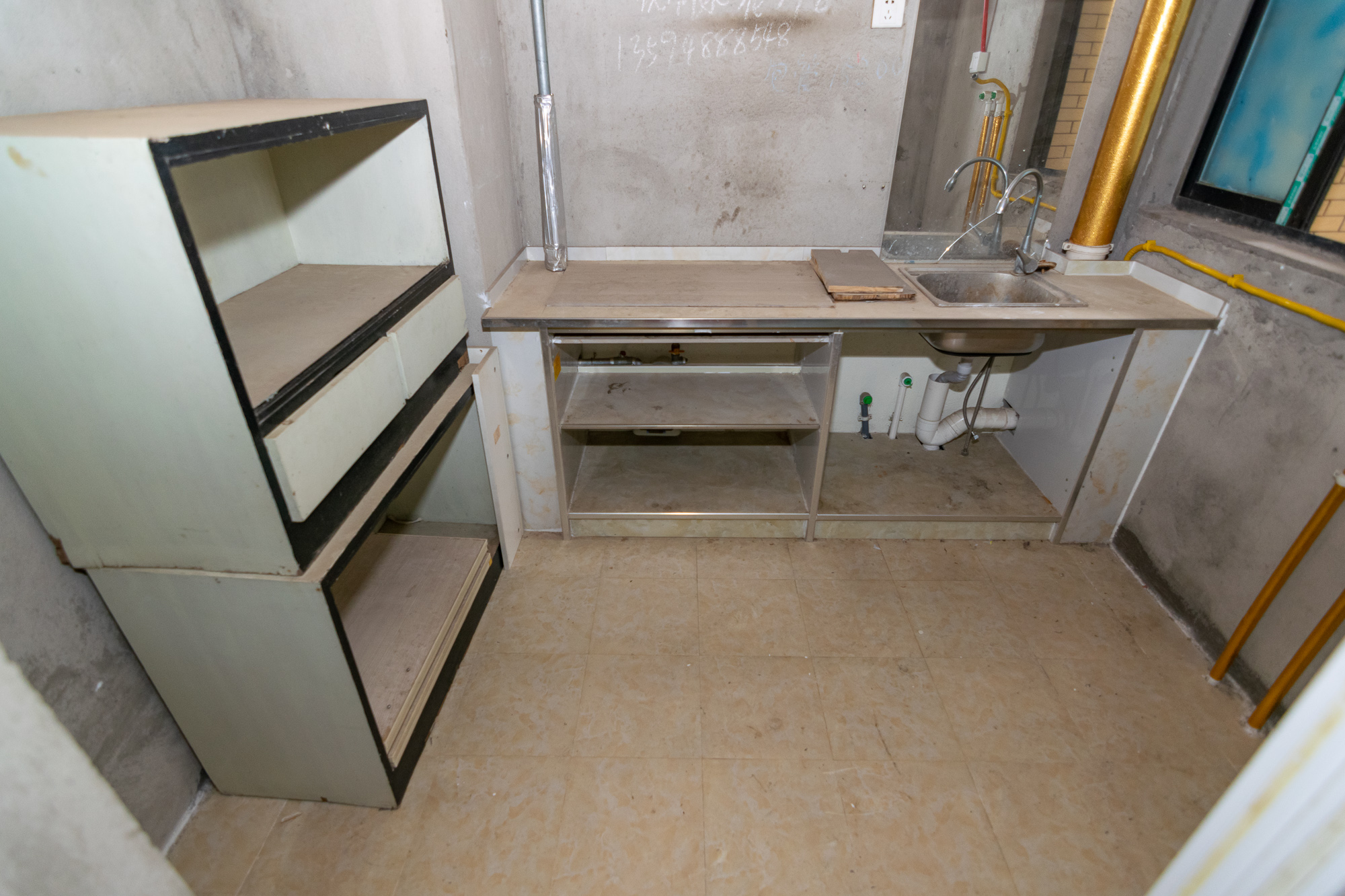 金富星城 3室1厅1卫 55.00万 金富星城 3室1厅1卫 55.00万厨房