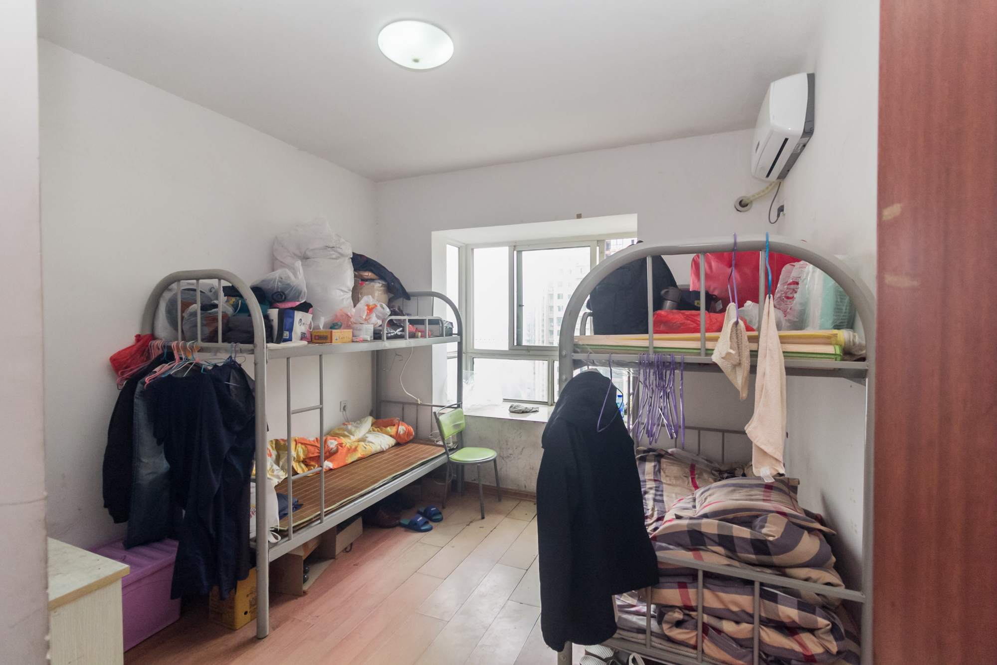 时代星城  2室2厅1卫    45.0万卧室