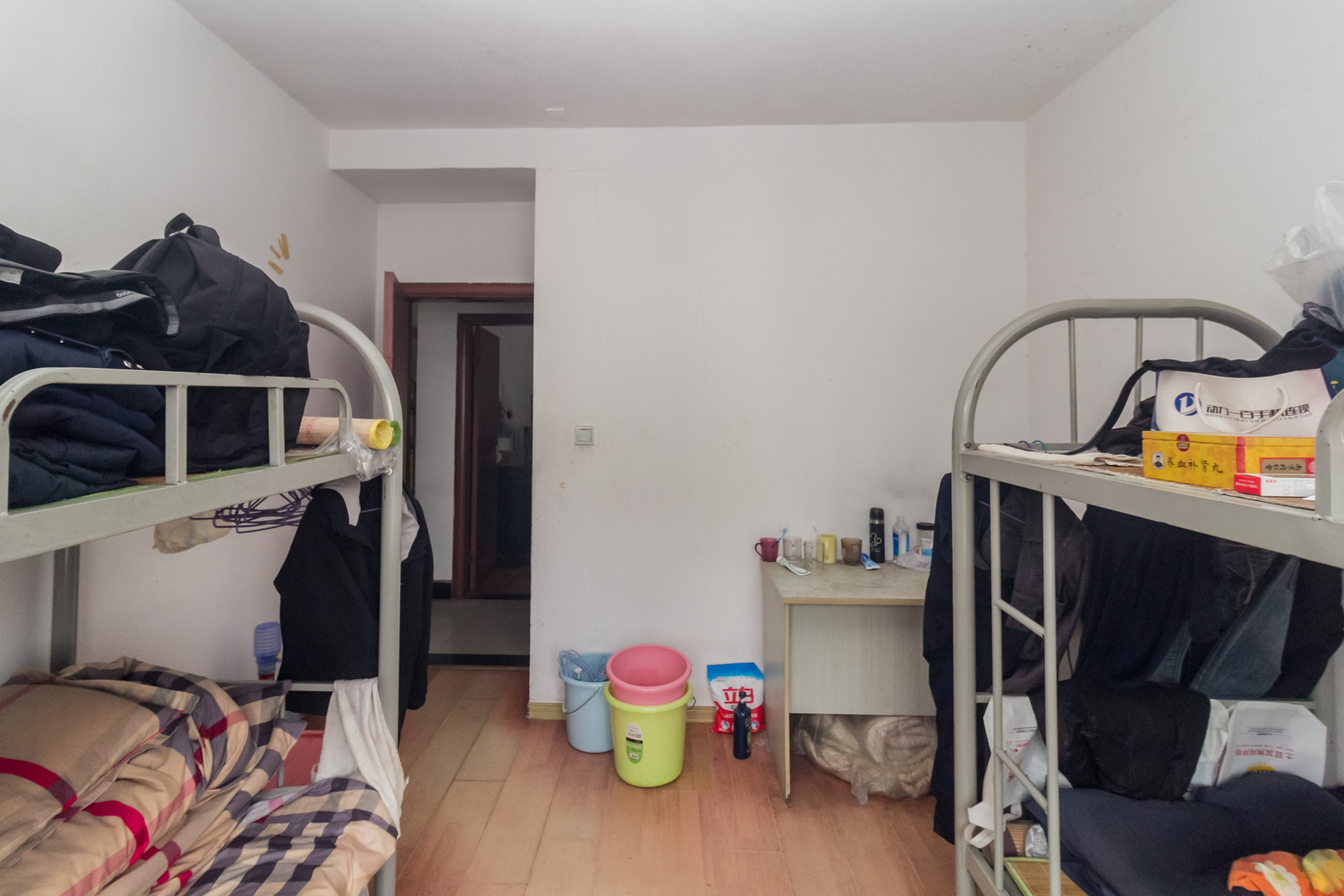 时代星城  2室2厅1卫    45.0万卧室