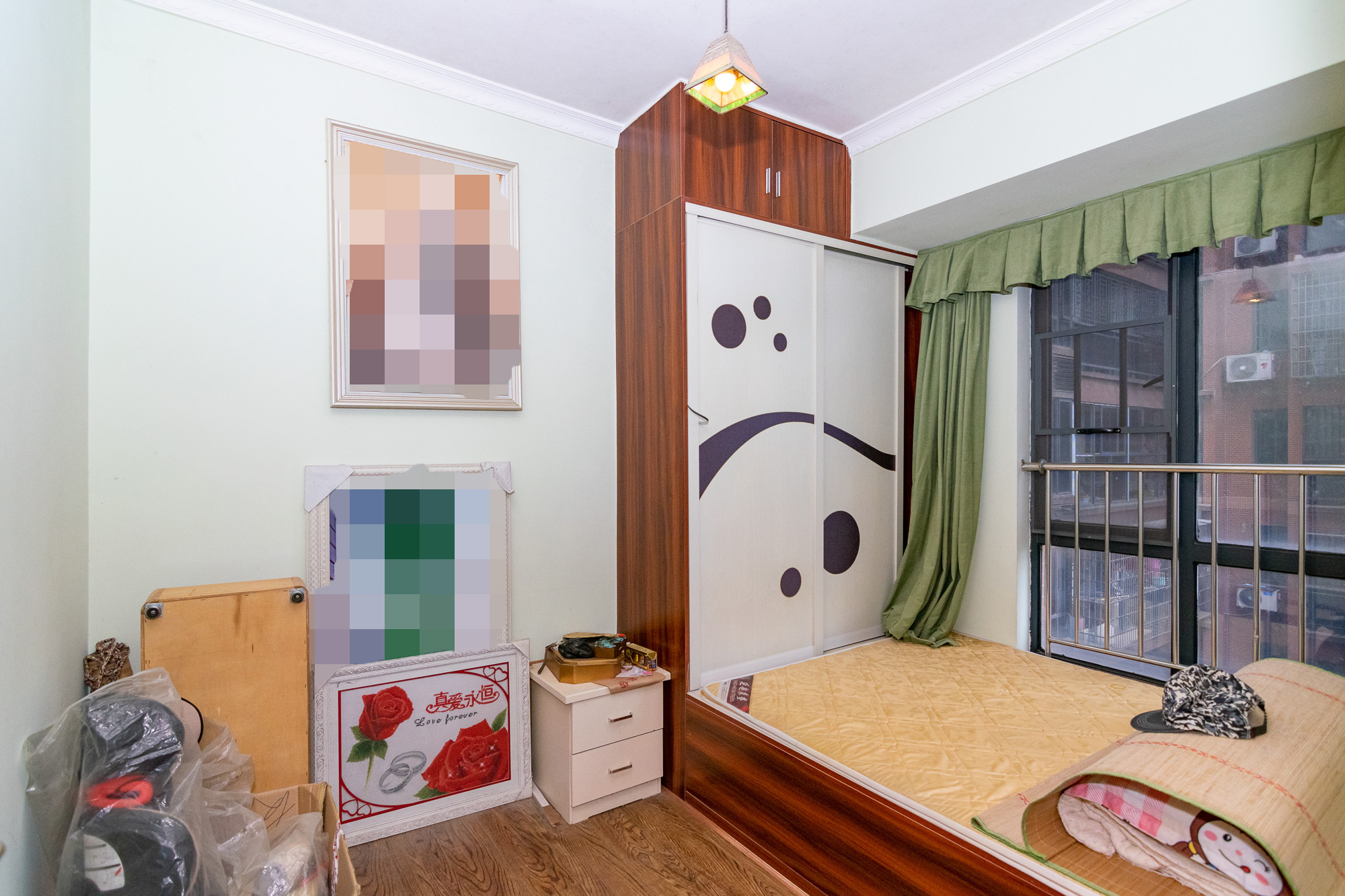 珠江东方明珠(新地东方明珠)三期 2室2厅1卫 60.0万 珠江东方明珠(新地东方明珠)三期 2室2厅1卫 60.0万卧室