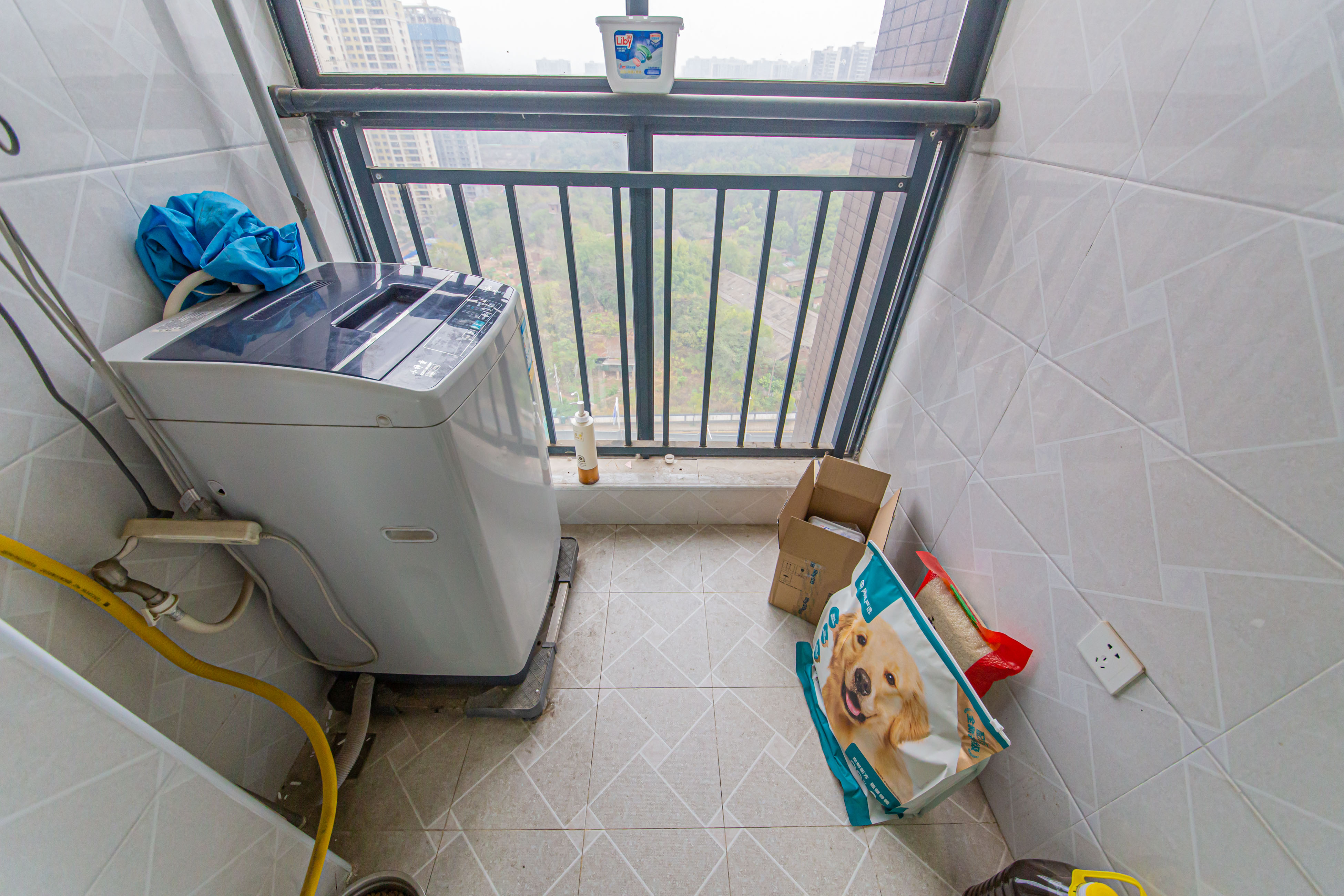 香芙嘉园(广铁湘府嘉园) 2室2厅1卫 65.0万 香芙嘉园(广铁湘府嘉园) 2室2厅1卫 65.0万厨房