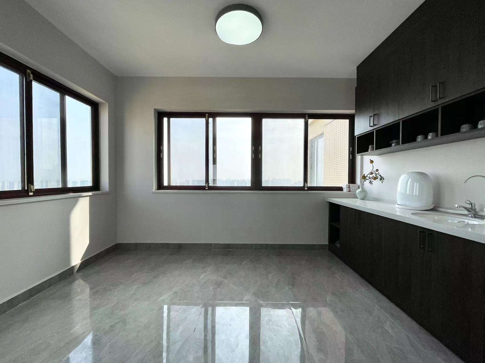 壹品熙园  4室3厅2卫    145.0万 壹品熙园  4室3厅2卫    145.0万室内图