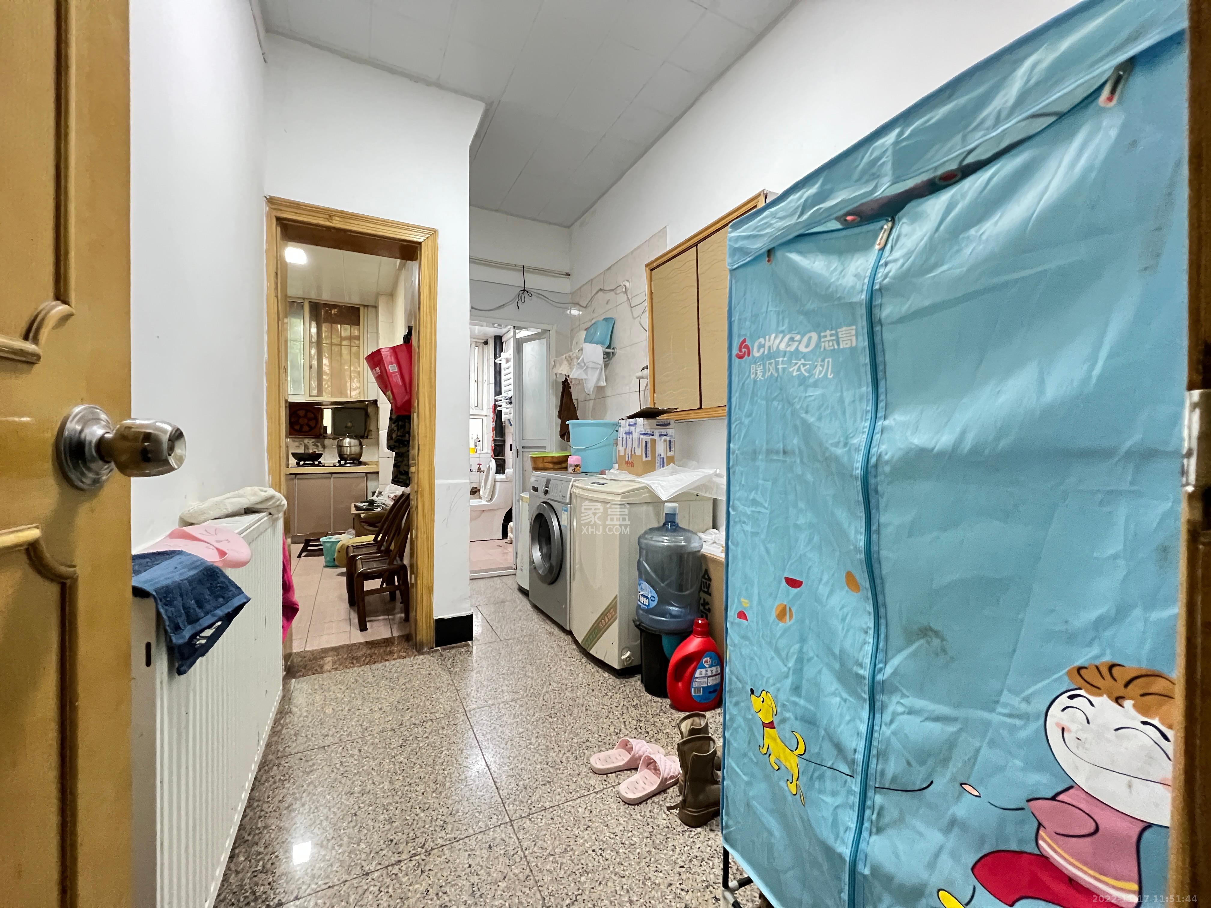 省水院宿舍  3室2厅1卫   2800.00元/月室内图
