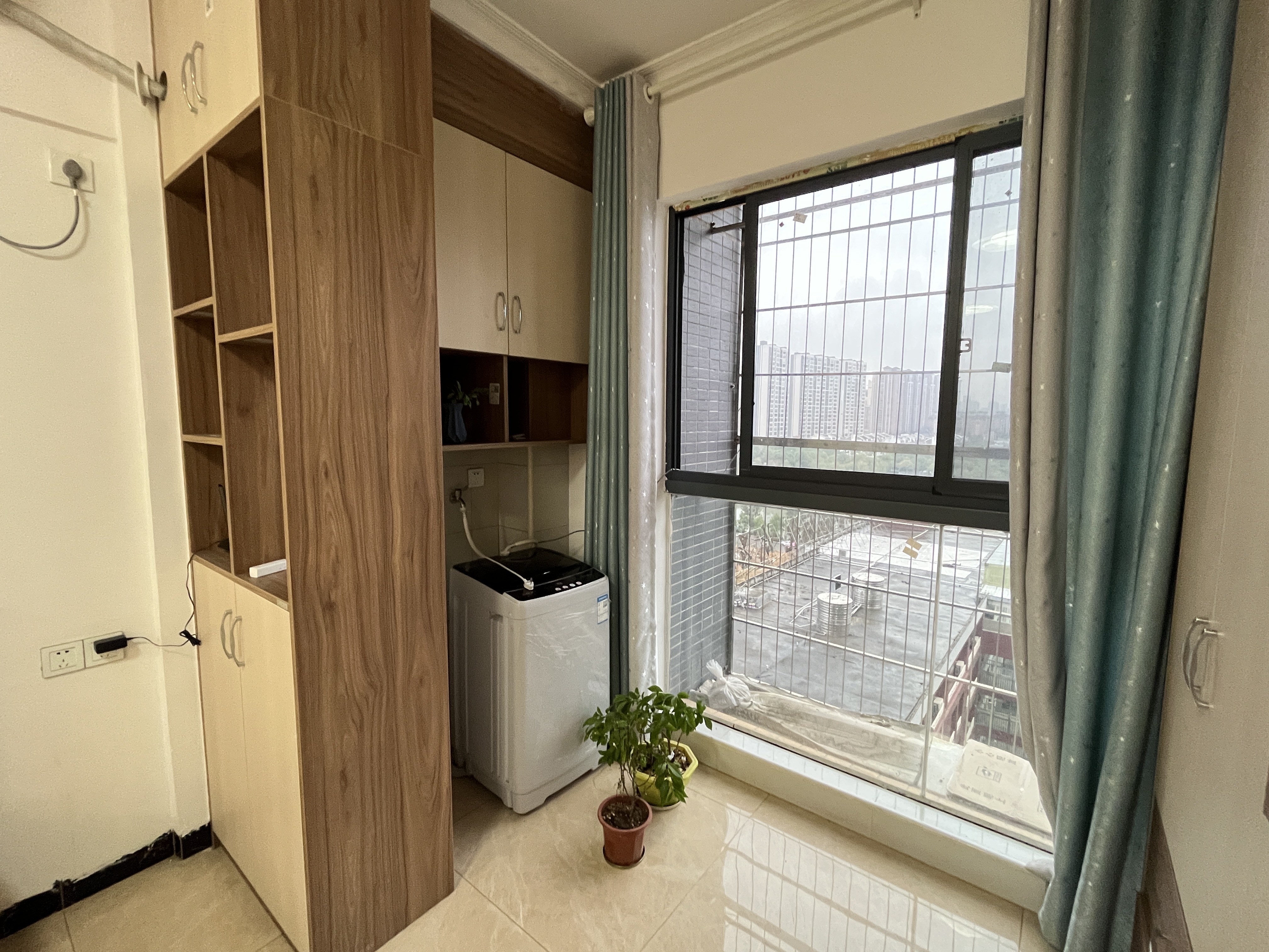 珠江愉景新城  1室1厅1卫   1200.00元/月户型图