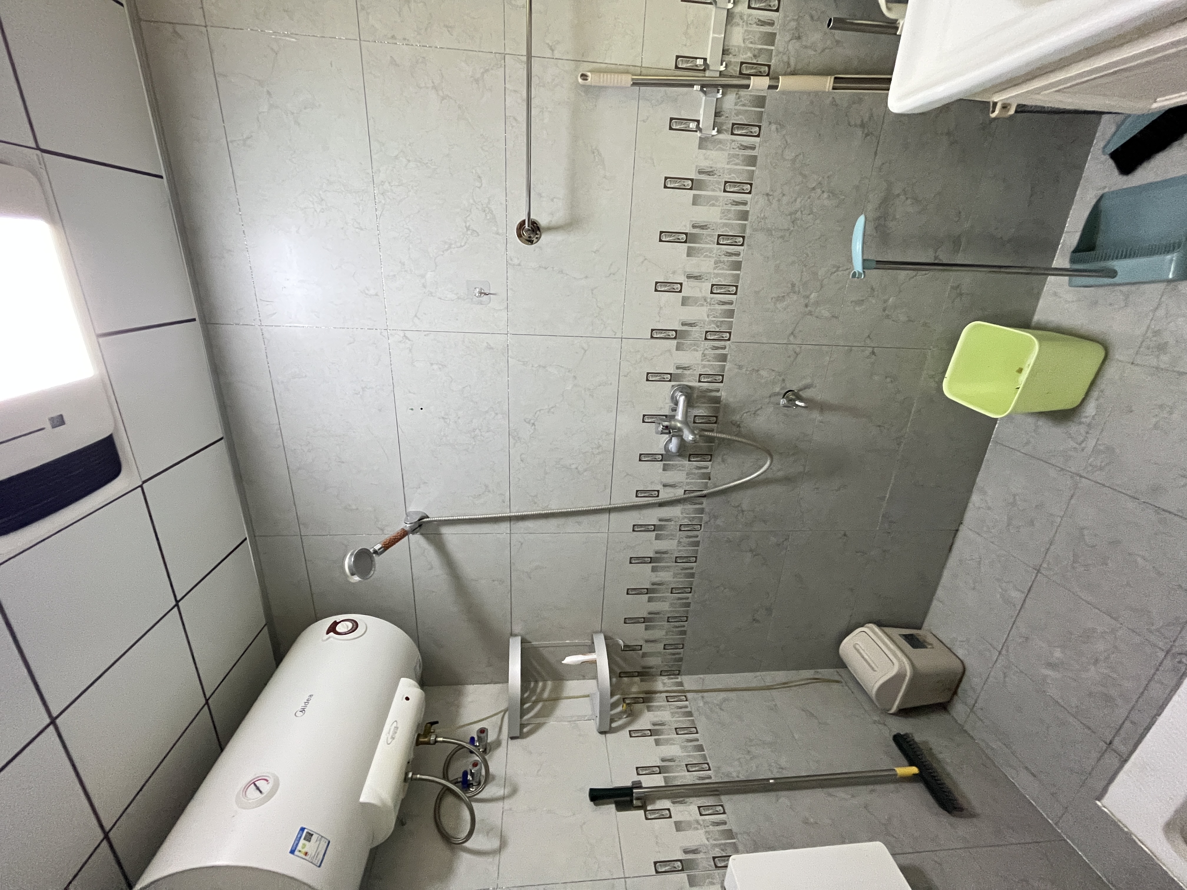 珠江愉景新城  1室1厅1卫   1200.00元/月户型图