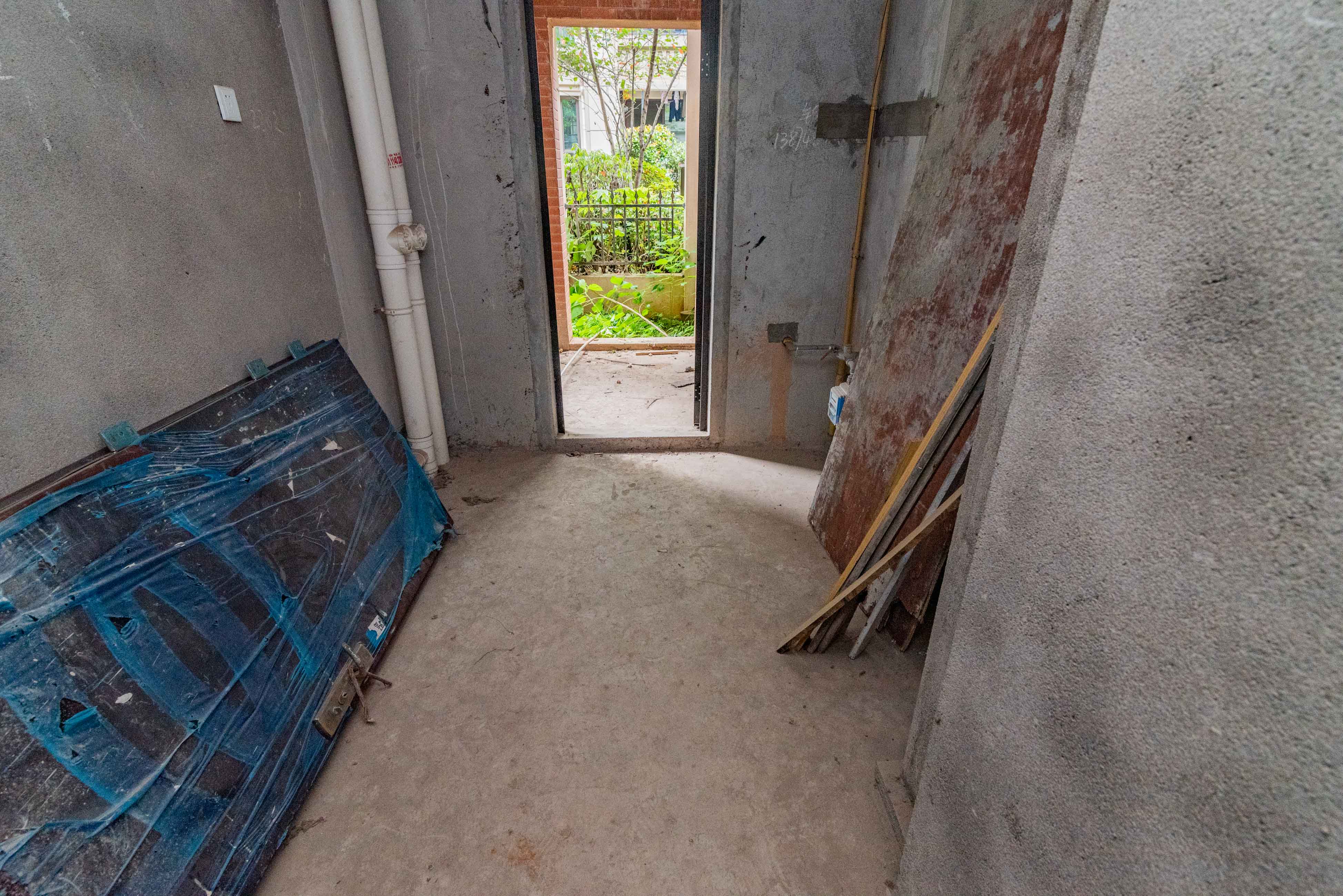 五矿沁园金城(春和景园) 5室2厅2卫 275.00万 五矿沁园金城(春和景园) 5室2厅2卫 275.00万厨房