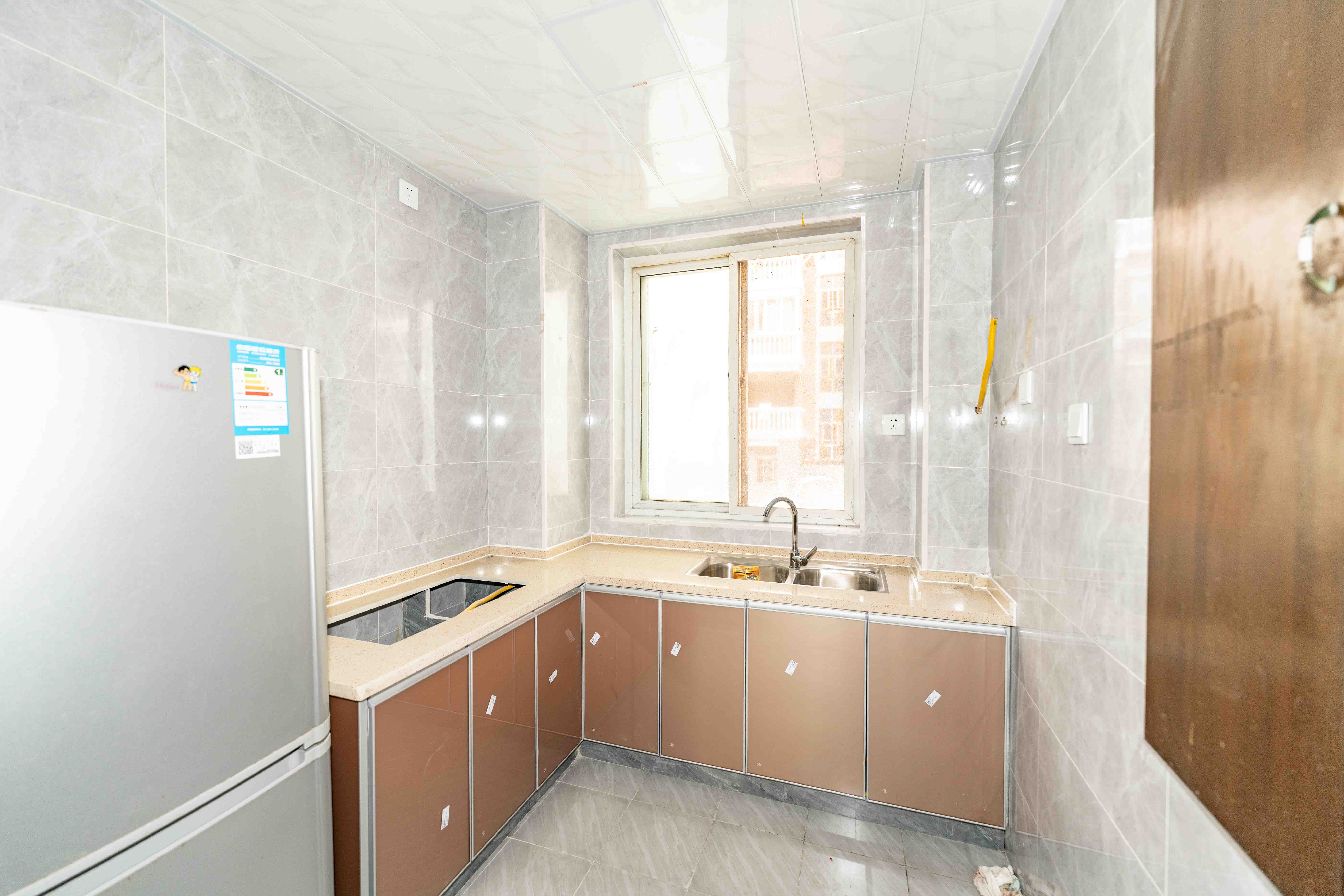 凯富嘉园  2室2厅1卫    51.0万厨房