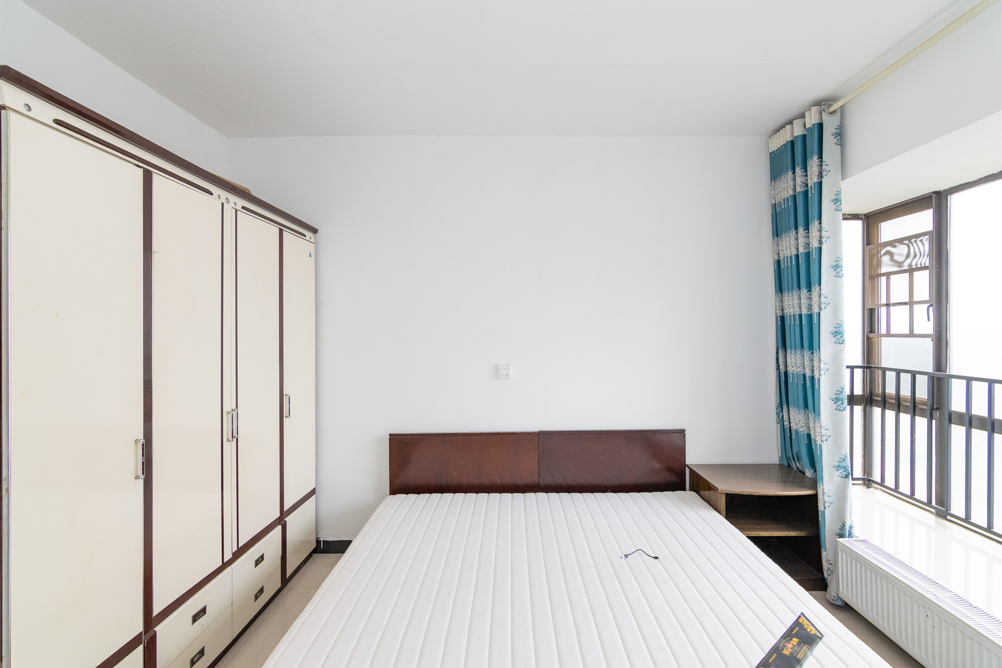 湖南报业文化城(米地亚家园)  3室2厅1卫    93.68万 湖南报业文化城(米地亚家园)  3室2厅1卫    93.68万卧室